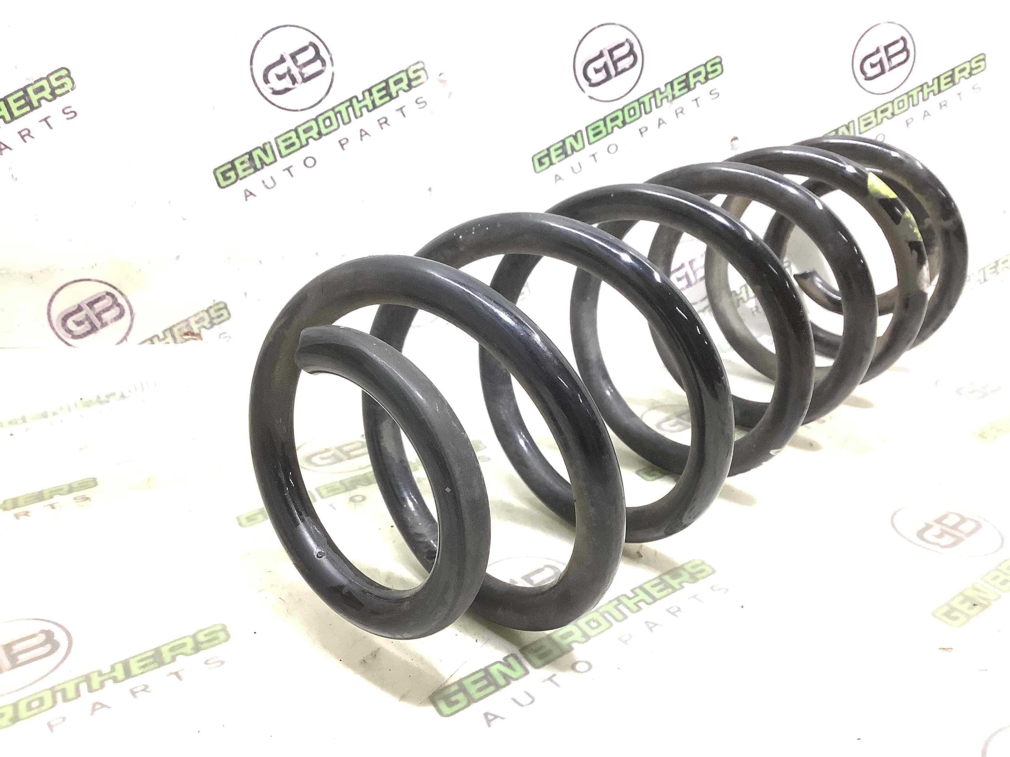 Пружина задня