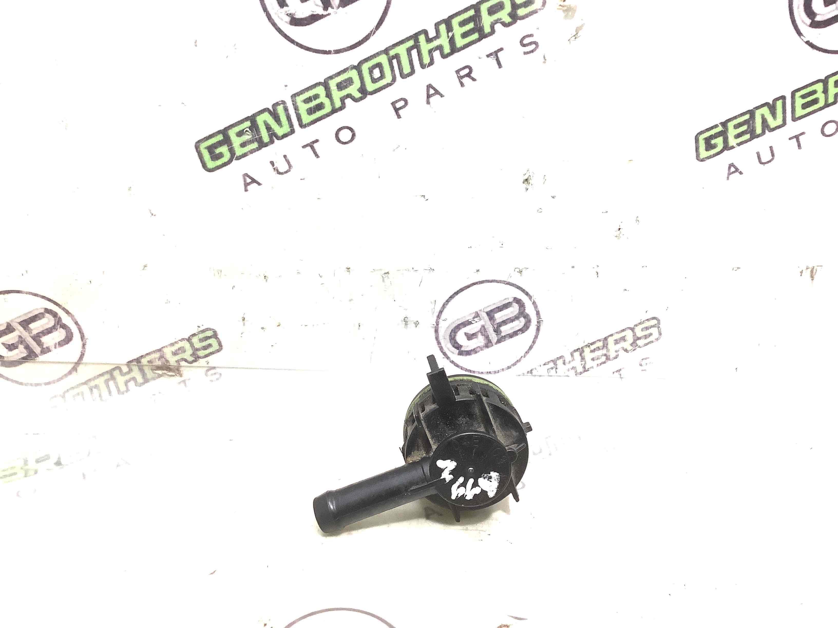 Клапан вакуумний