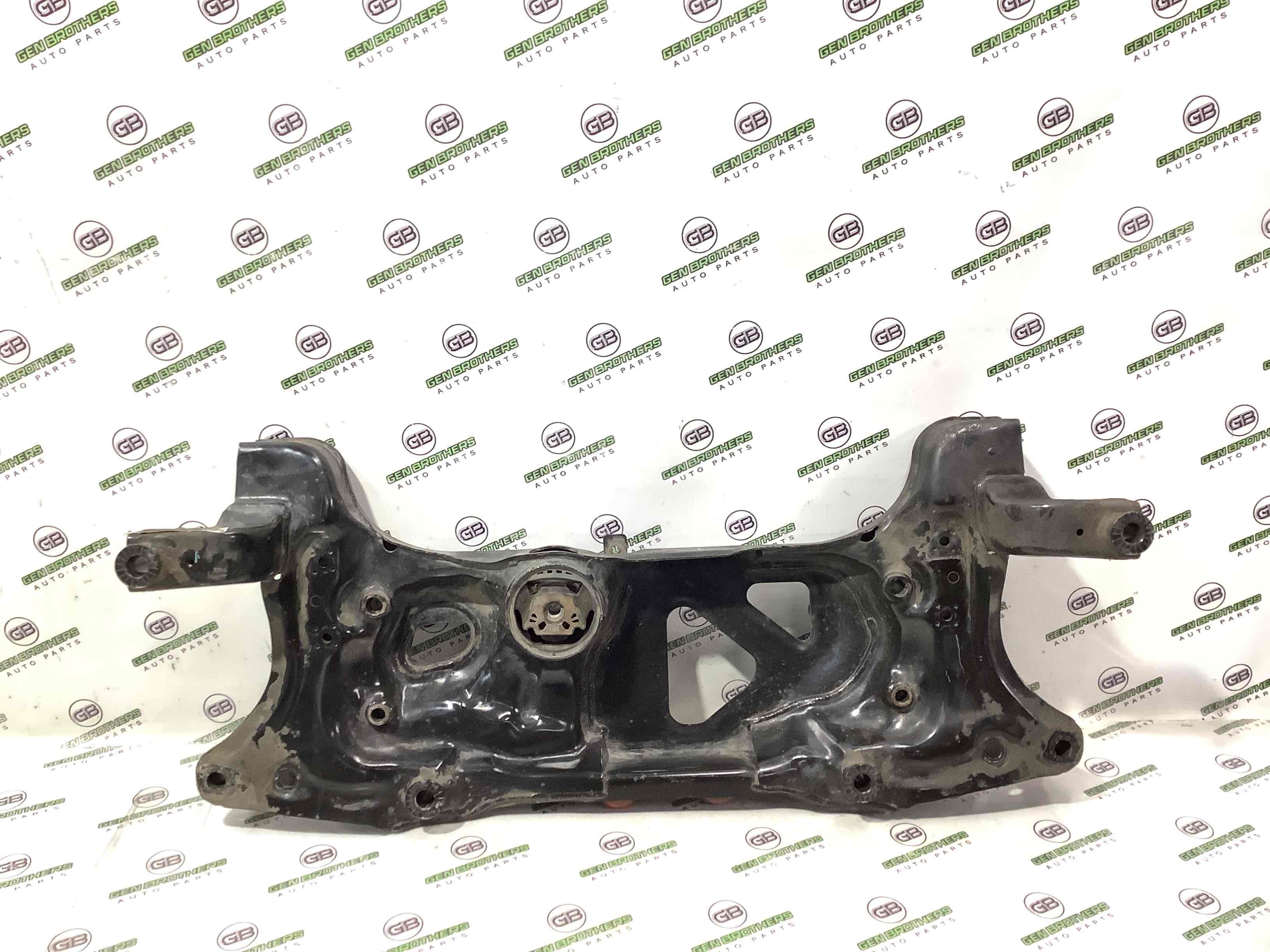 Балка підвіски передня підрамник