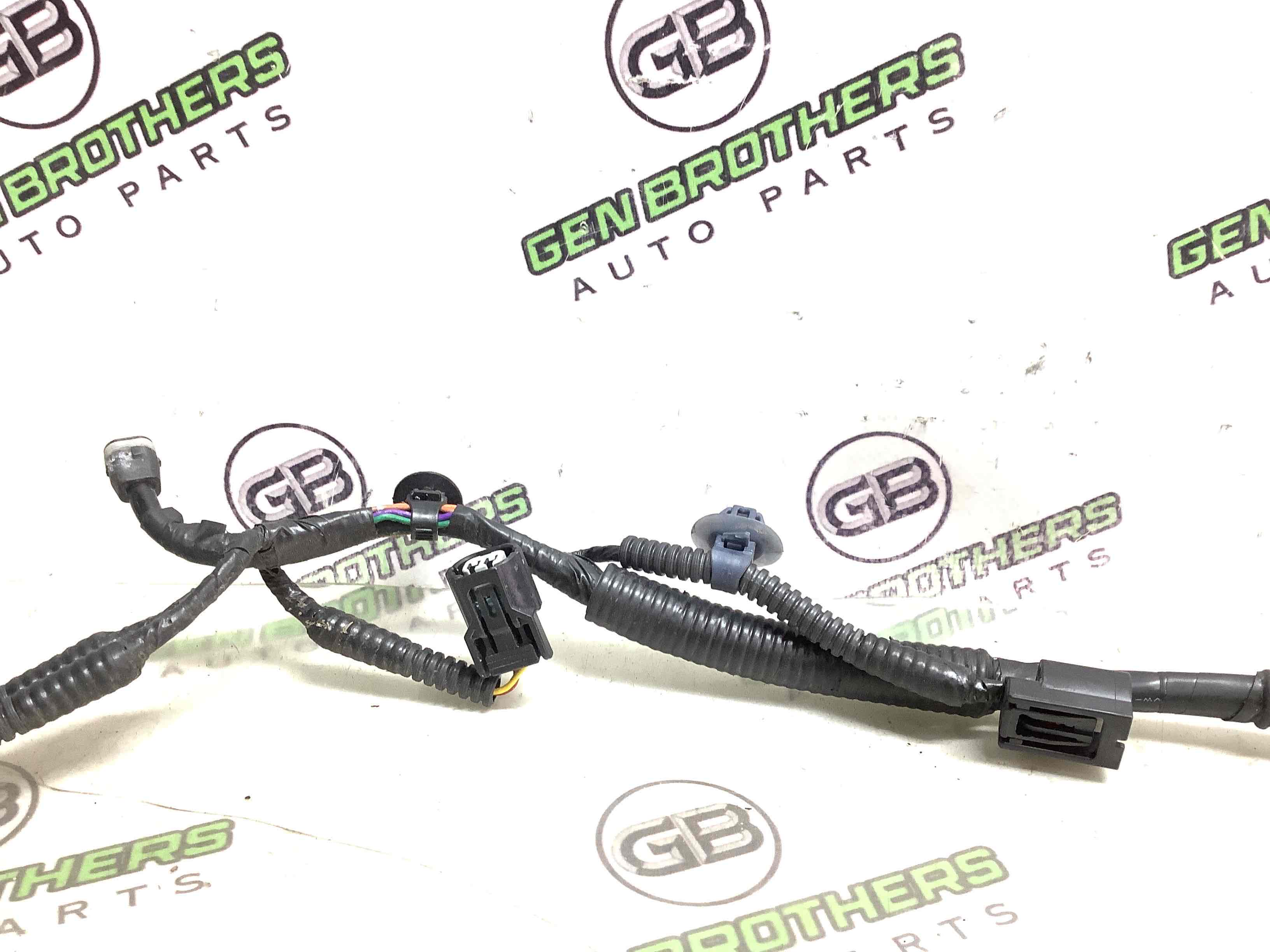 Електропроводка дверей, кришки багажника коса