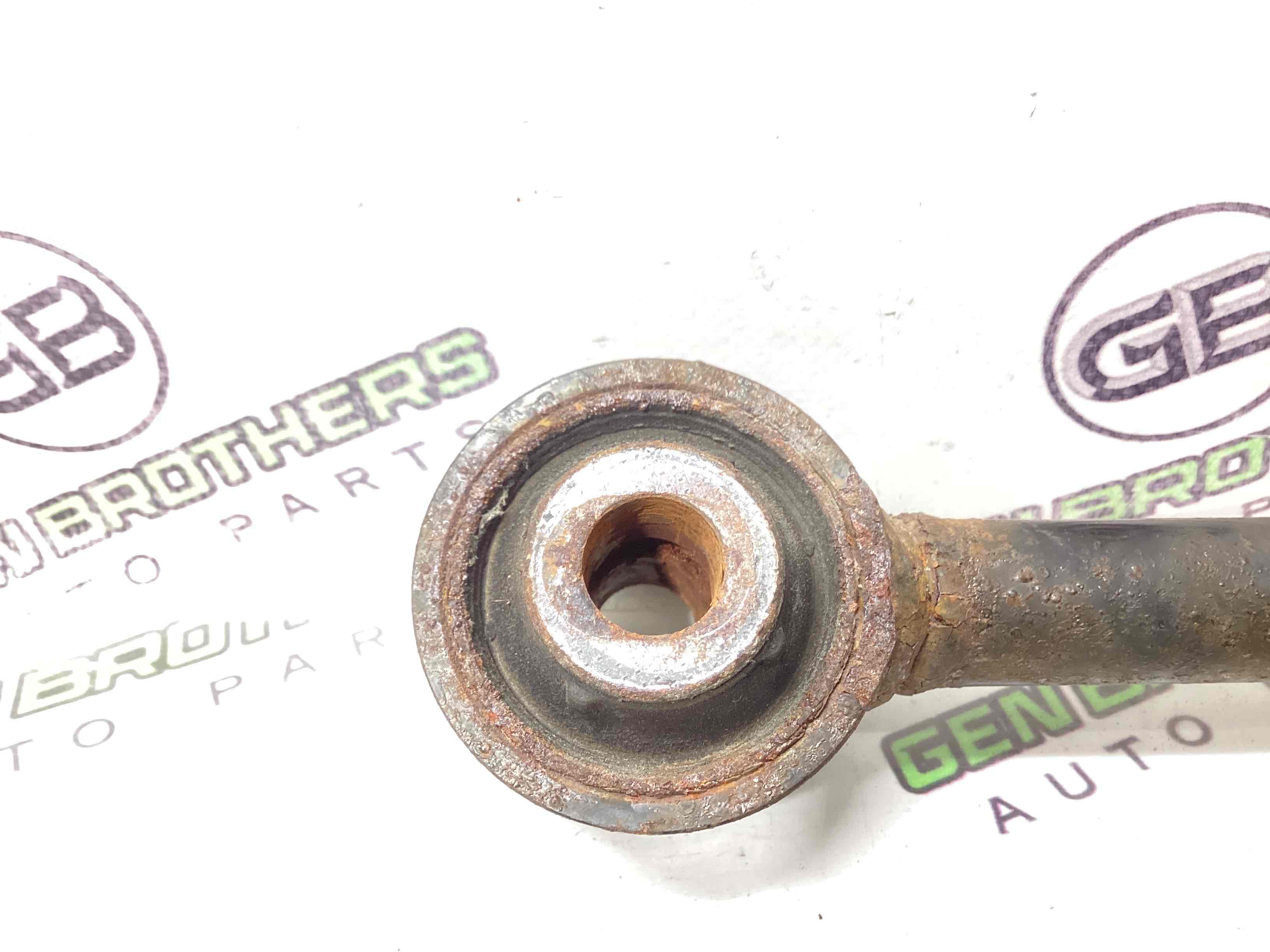 Важіль задній лівий