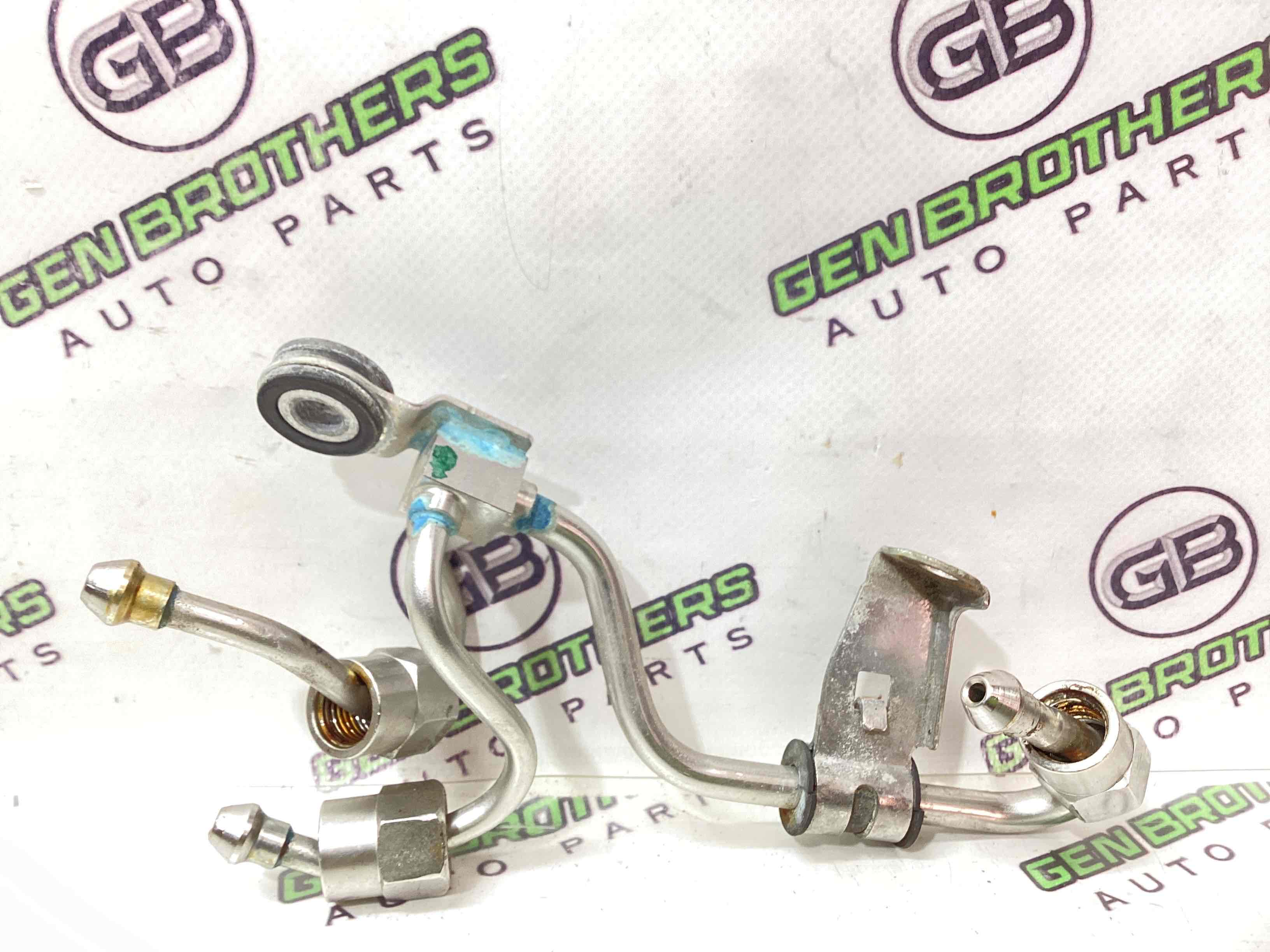 Трубка паливна