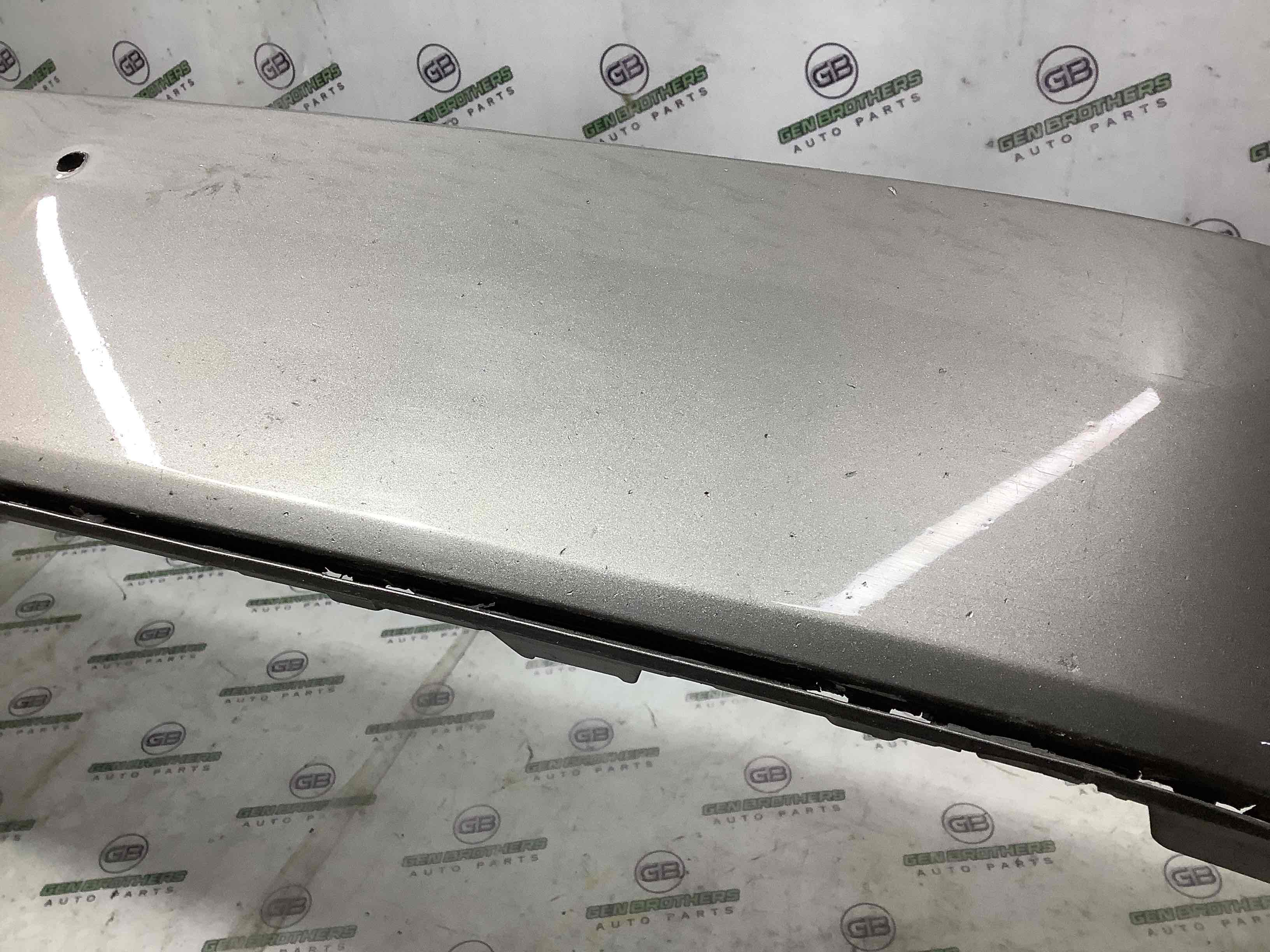 Бампер передній