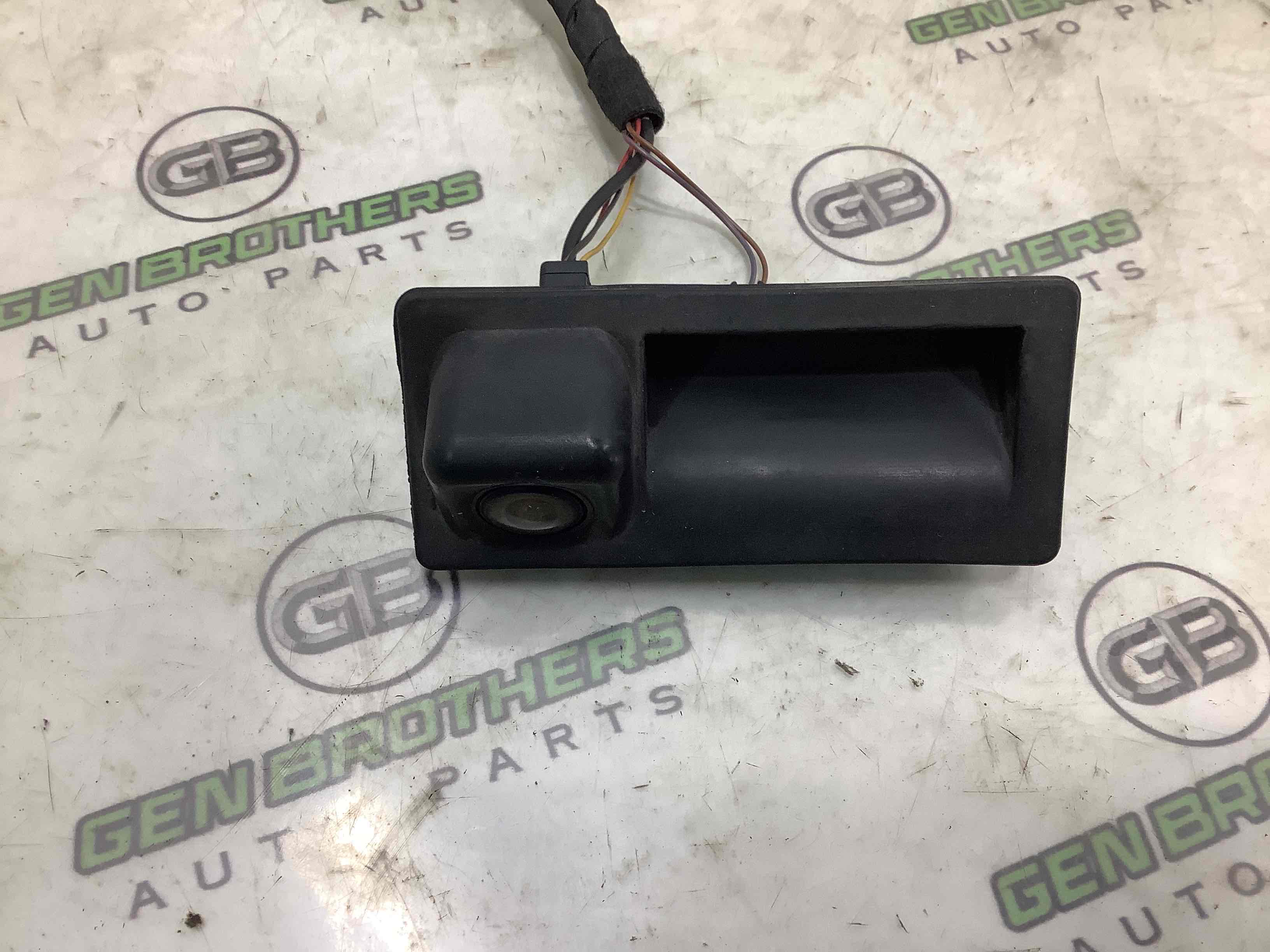 Камера, кріплення камери, корпус