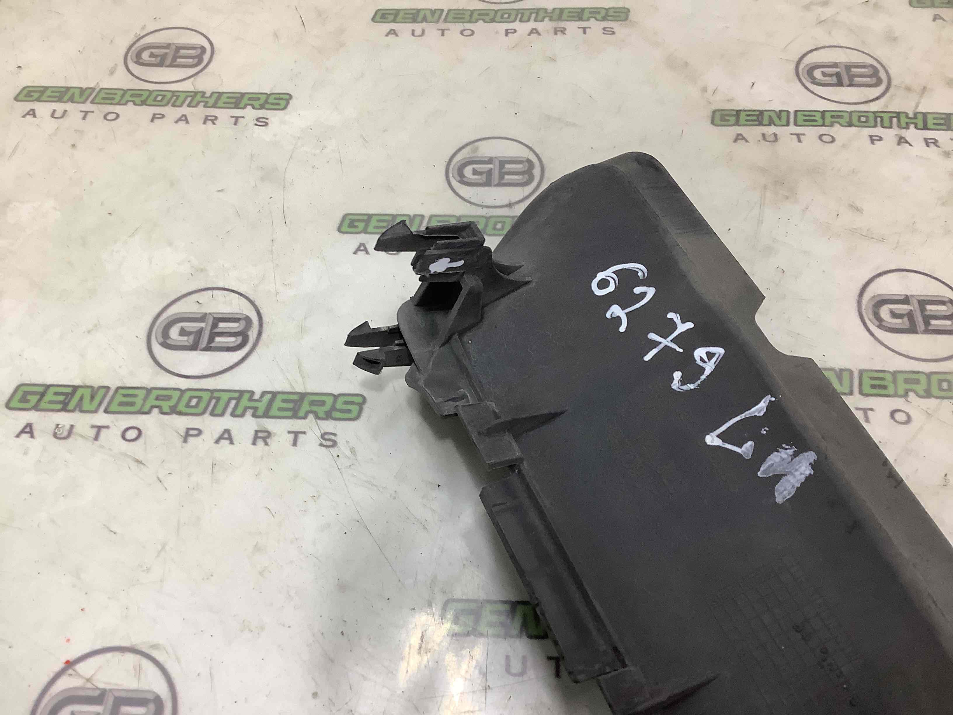 Дефлектор обдува радіатора