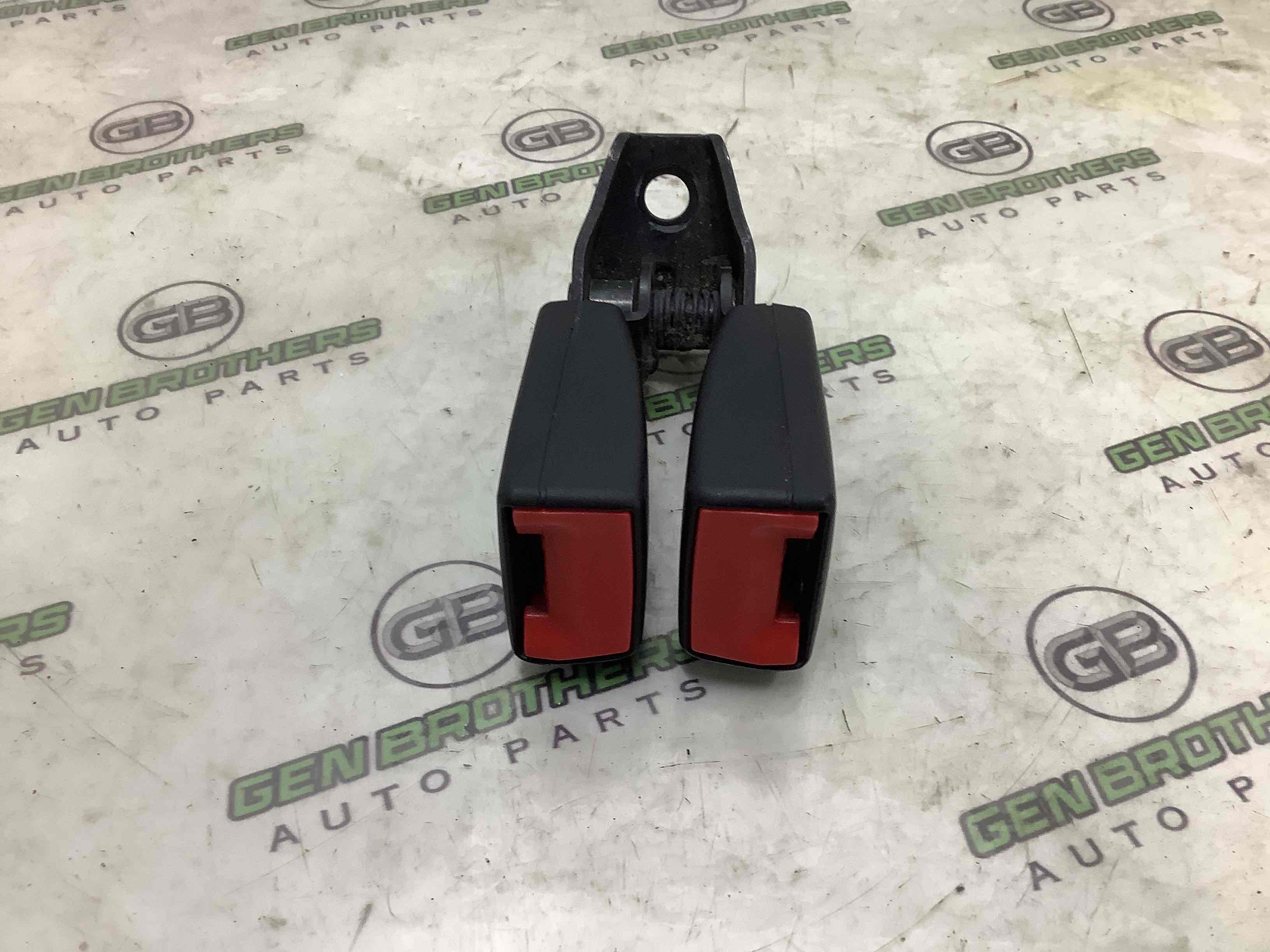 Замок ременя безпеки