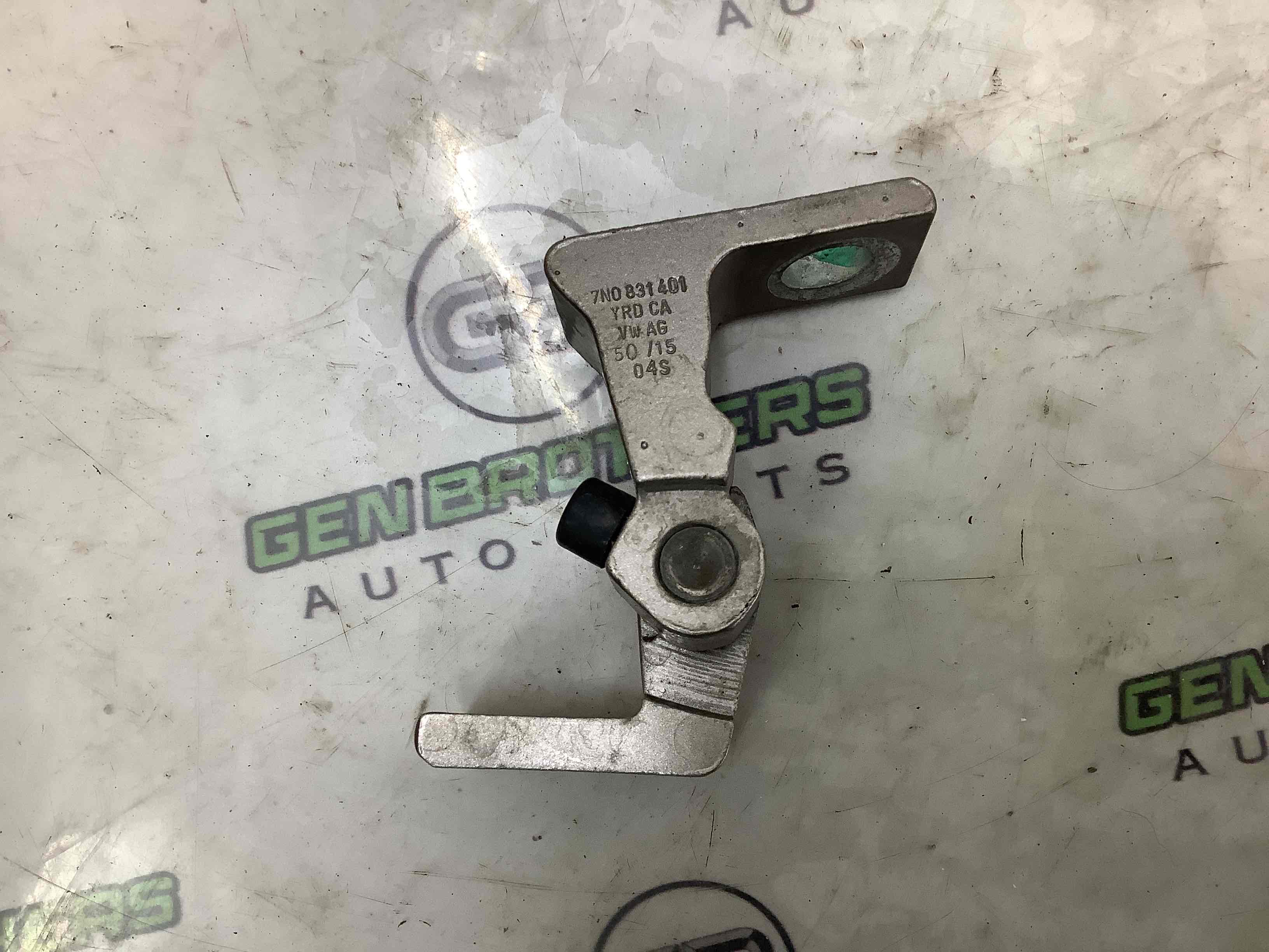 Петля двері, замок двері