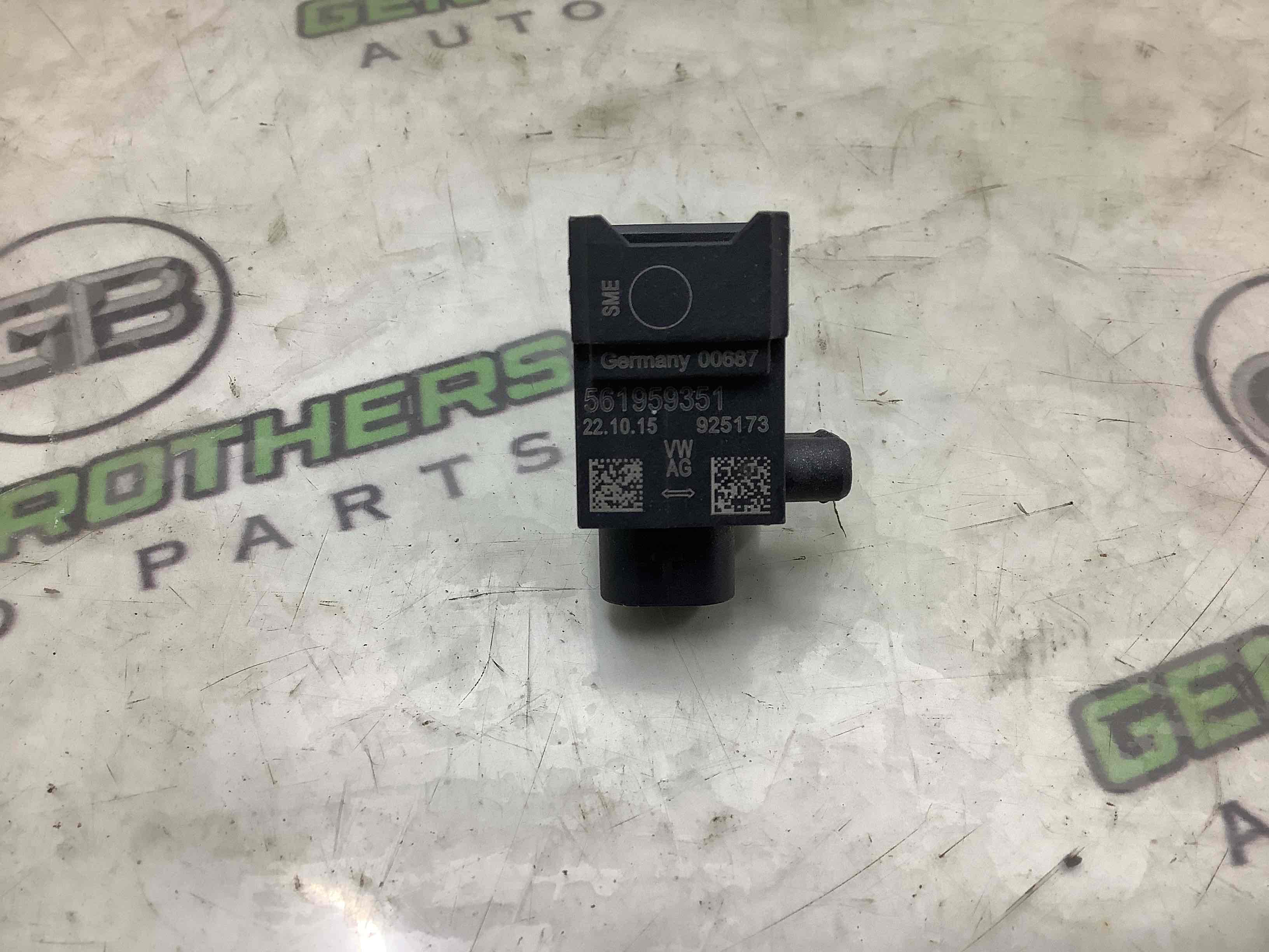 Датчик удару Airbag бічний