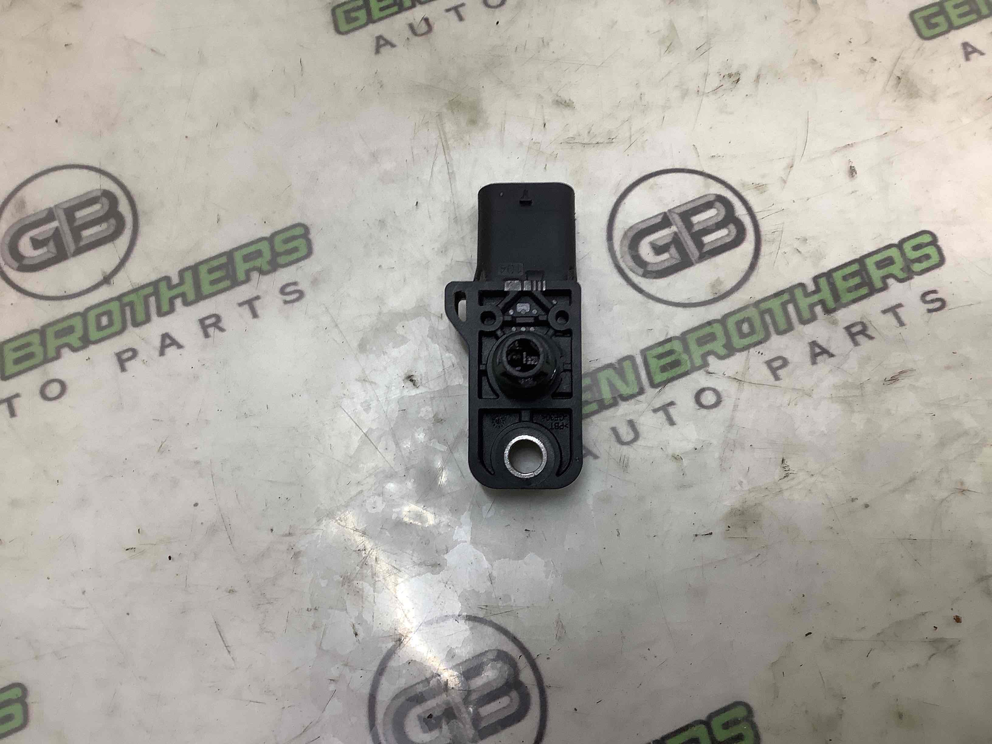 Датчик тиску у впускному колекторі