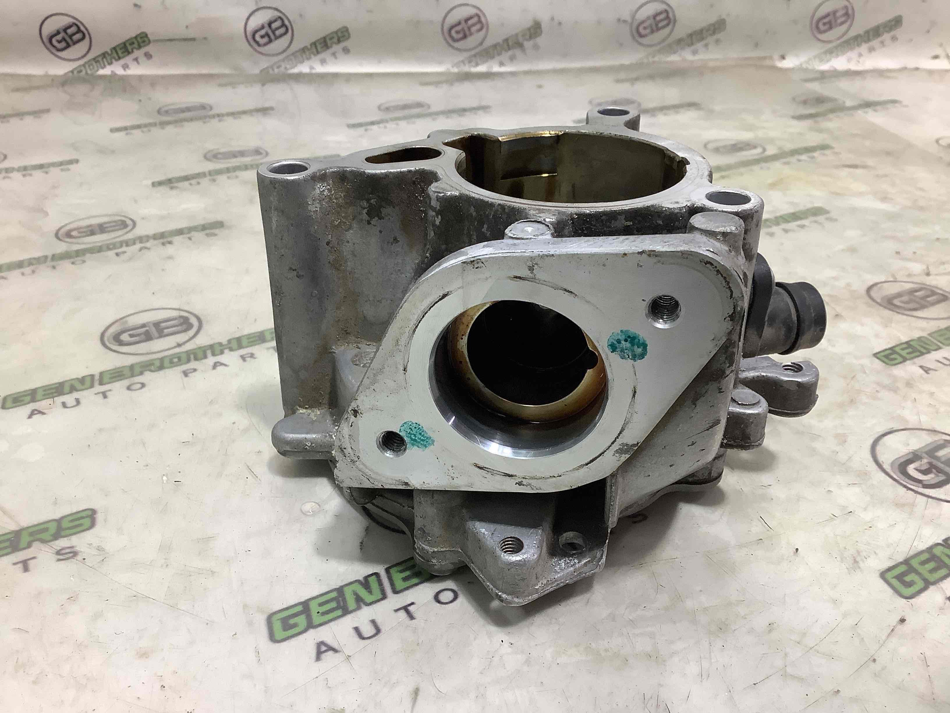 Насос вакуумний