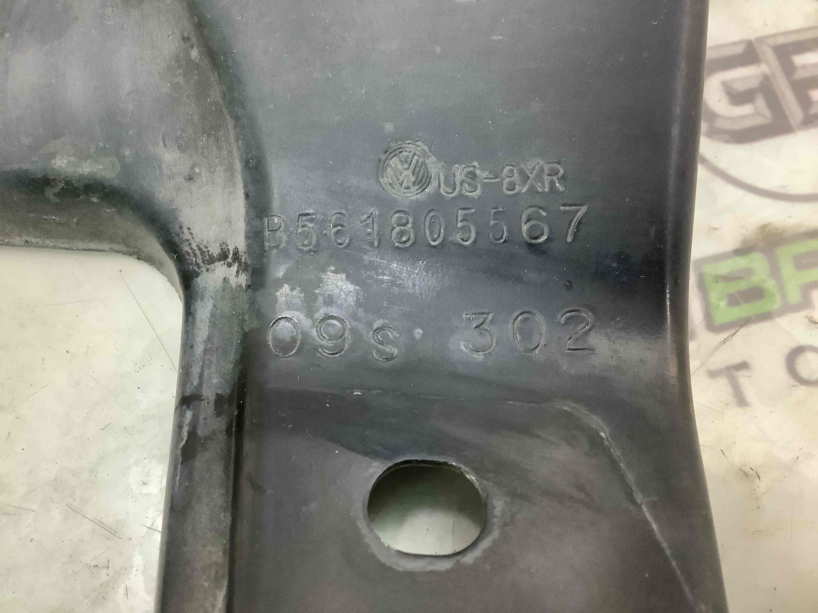 Кріплення, кронштейн