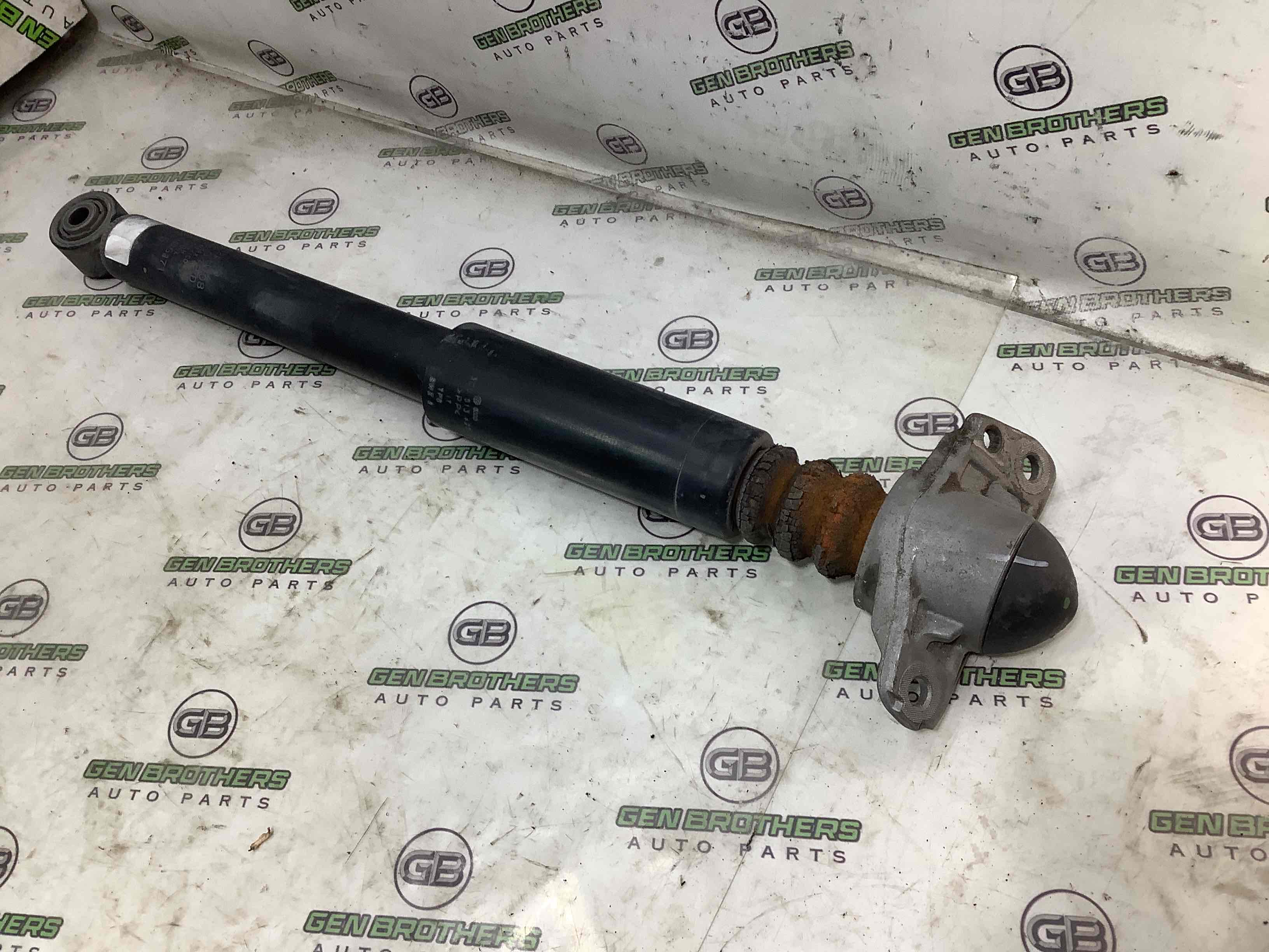 Амортизатор задній загальне