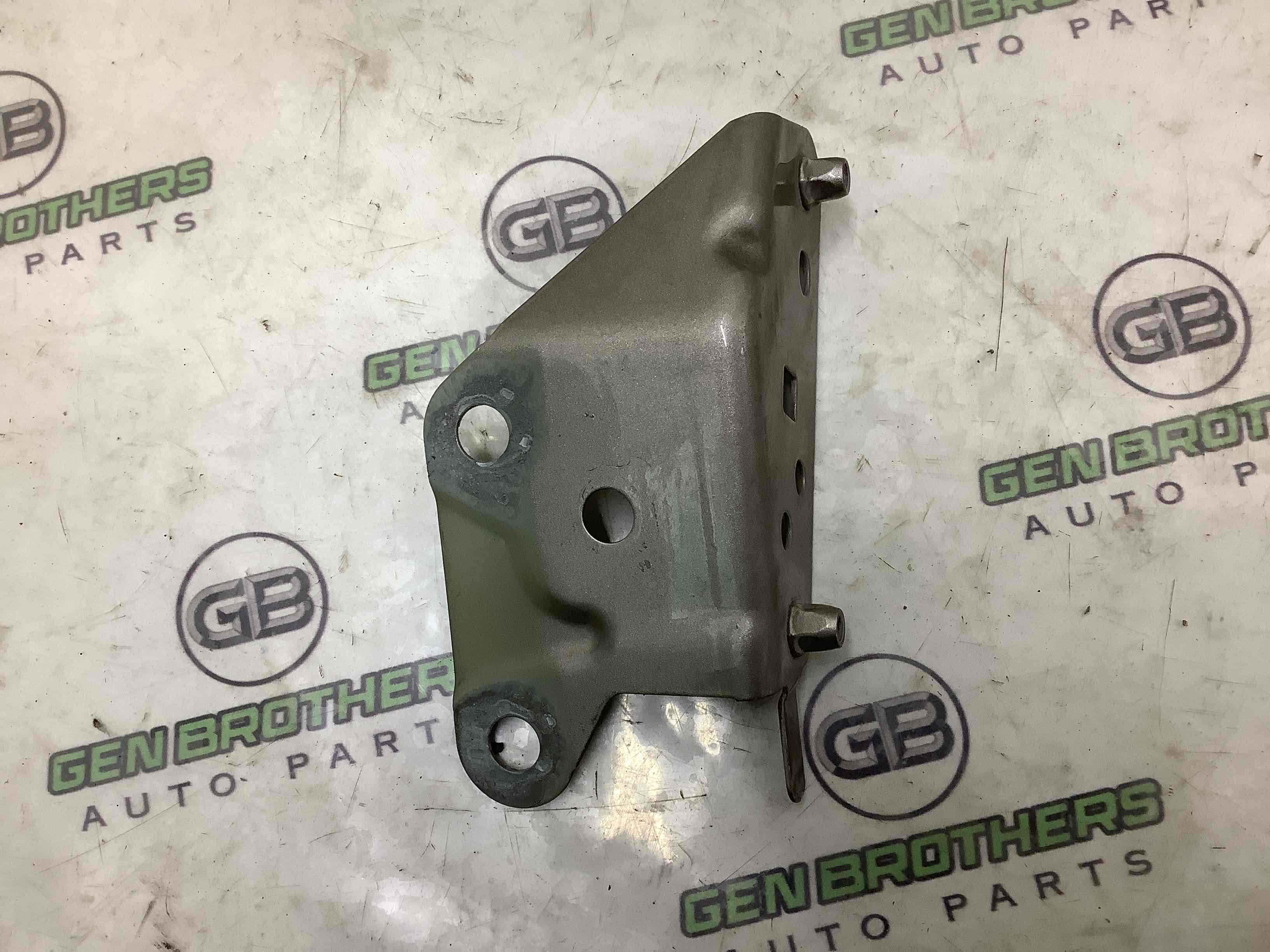 Кріплення крила