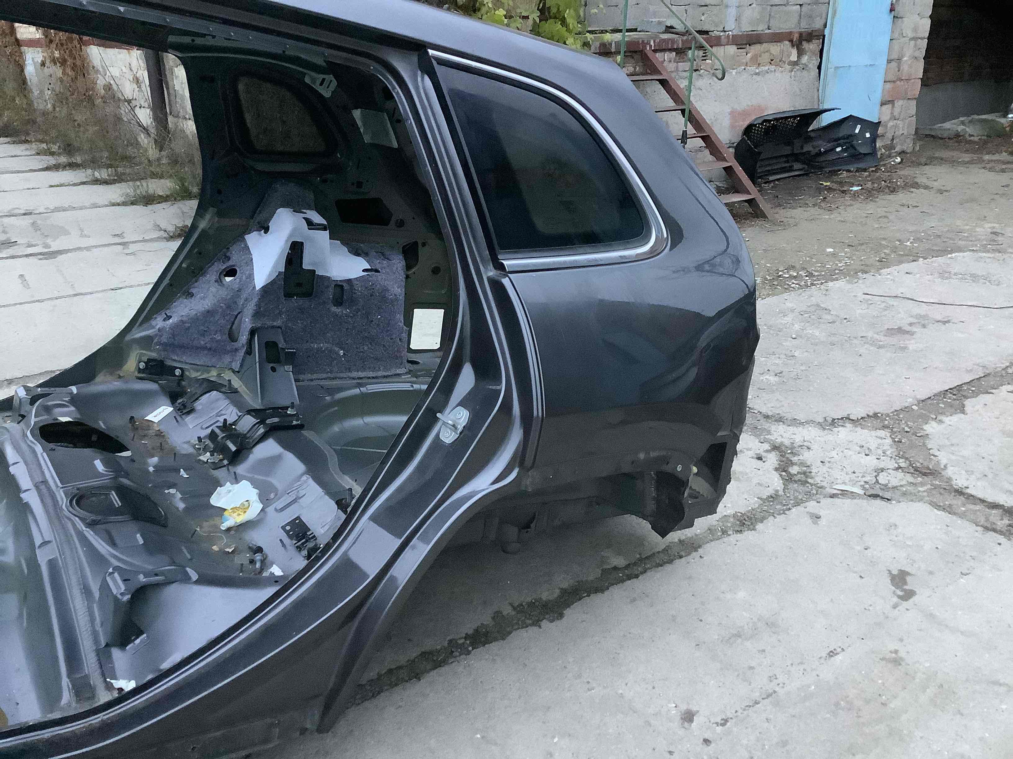 Чверть задня ліва