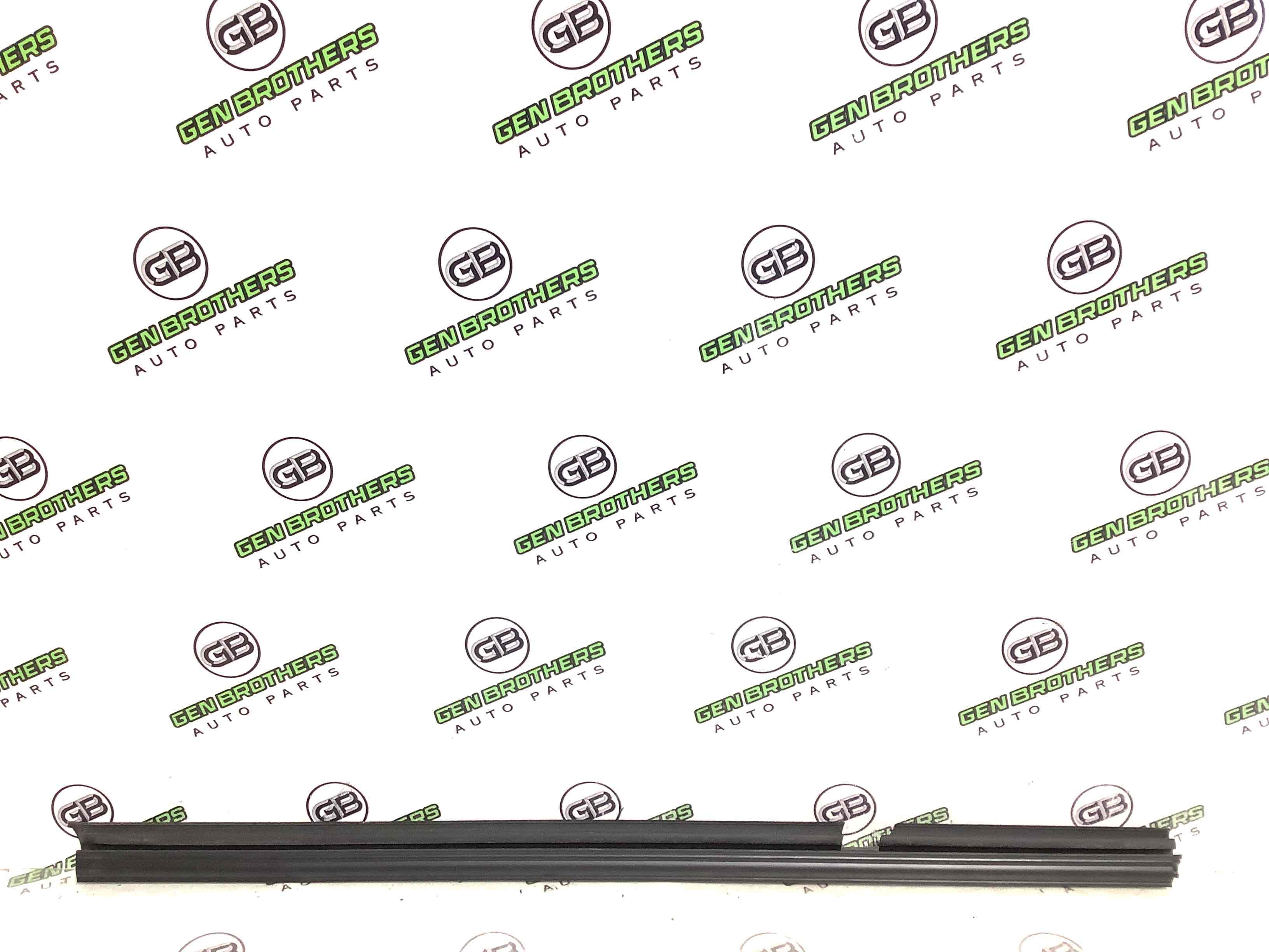 Ущільнювач скла, двері