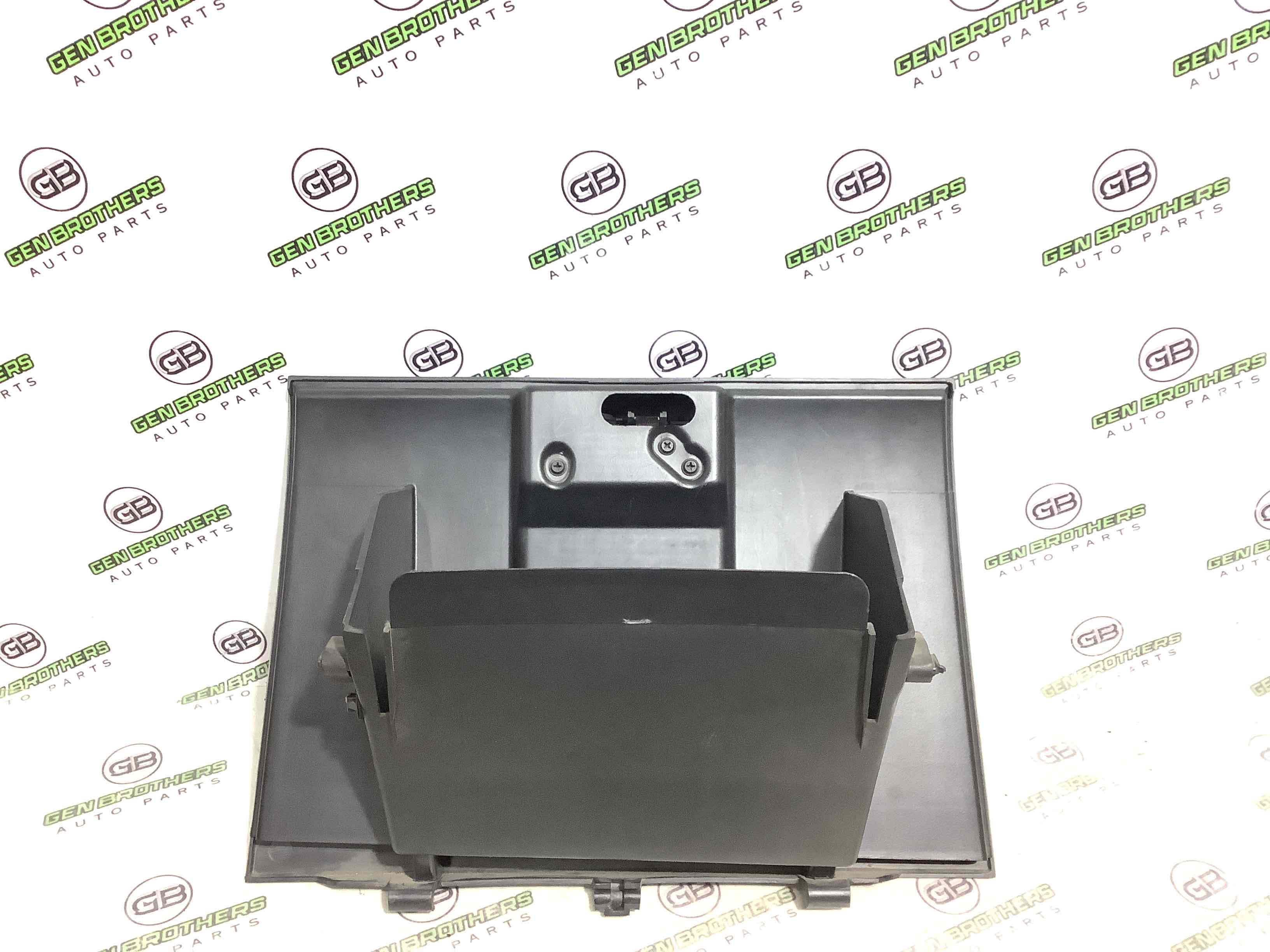 Бардачок замок бардачка, підстаканник, ящик