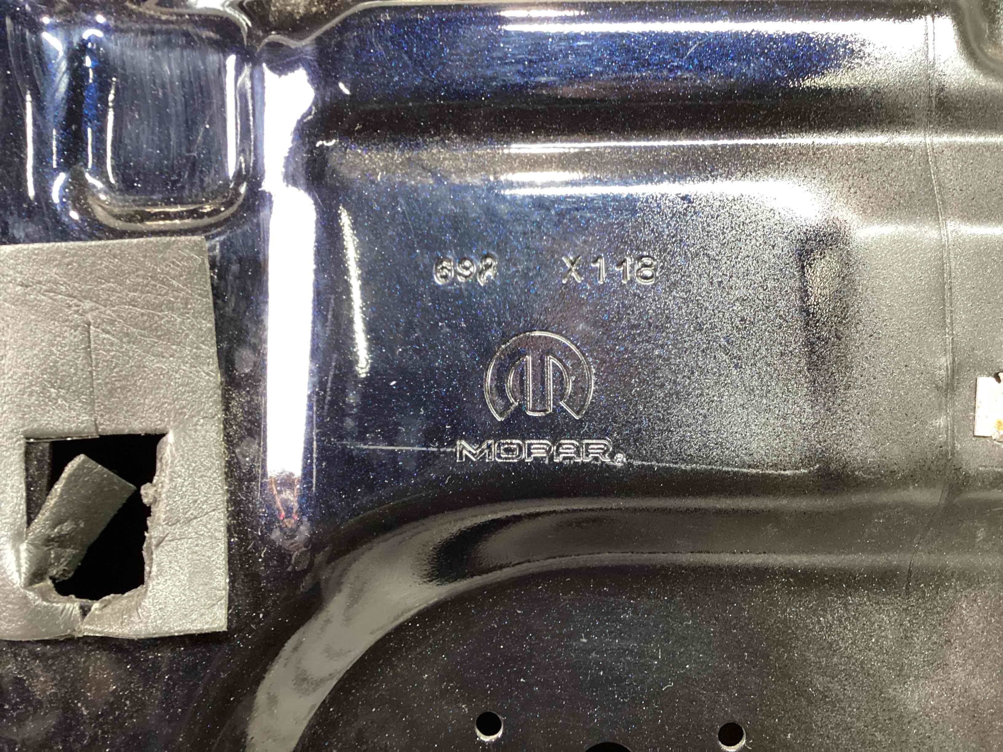 Двері передні права