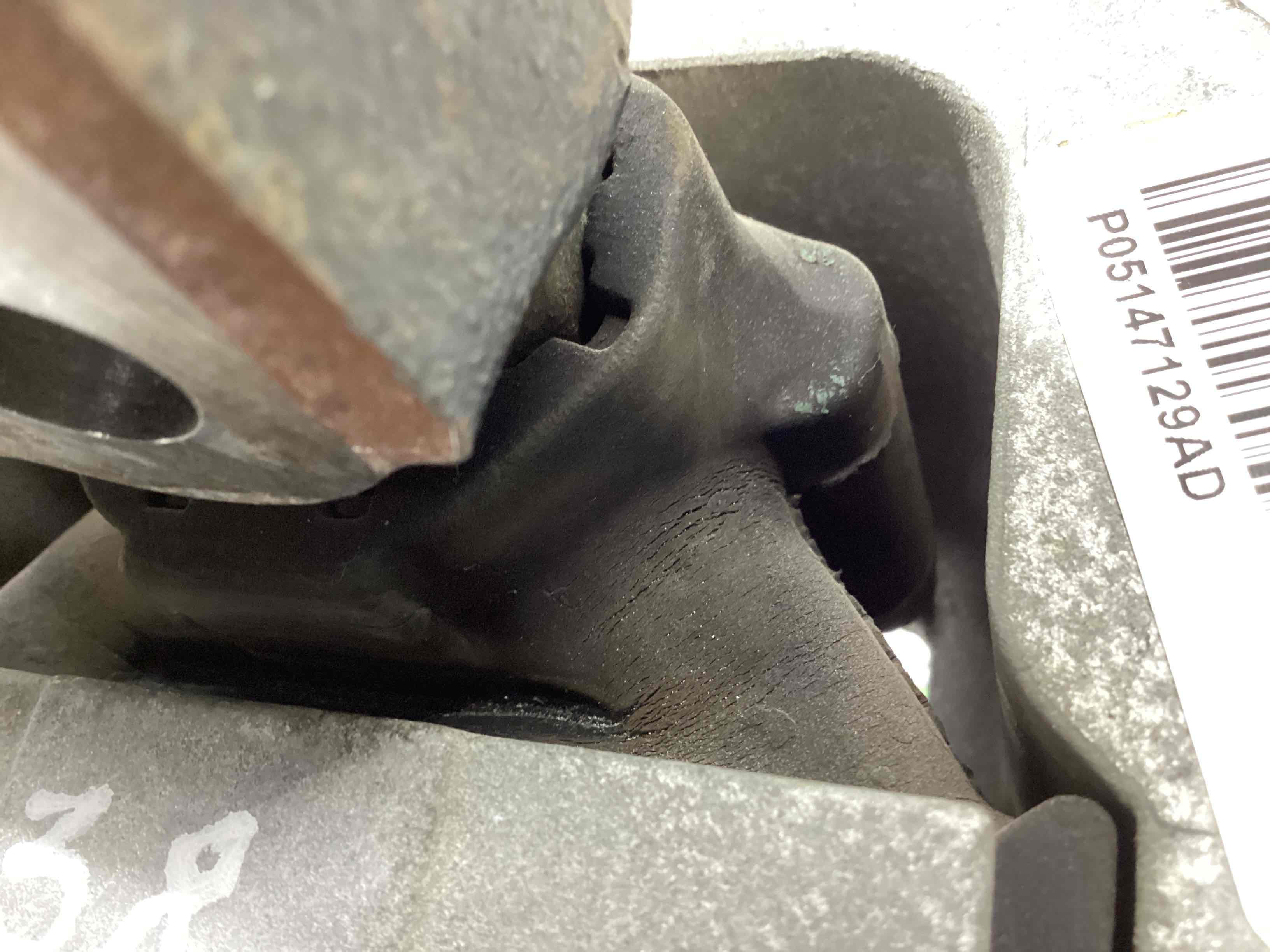 Подушка крепления двигателя