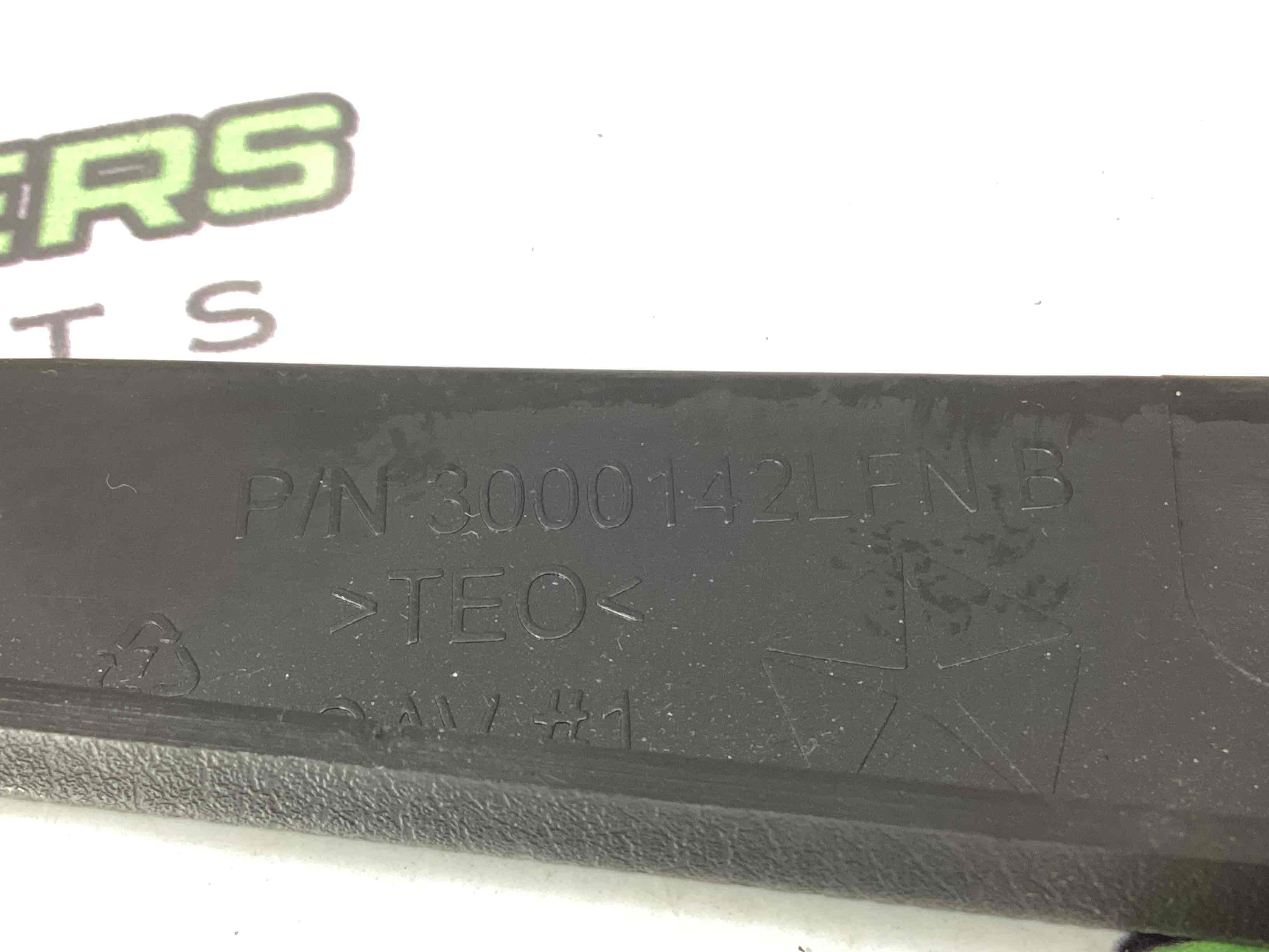 Бардачок замок бардачка, подстаканник, ящик