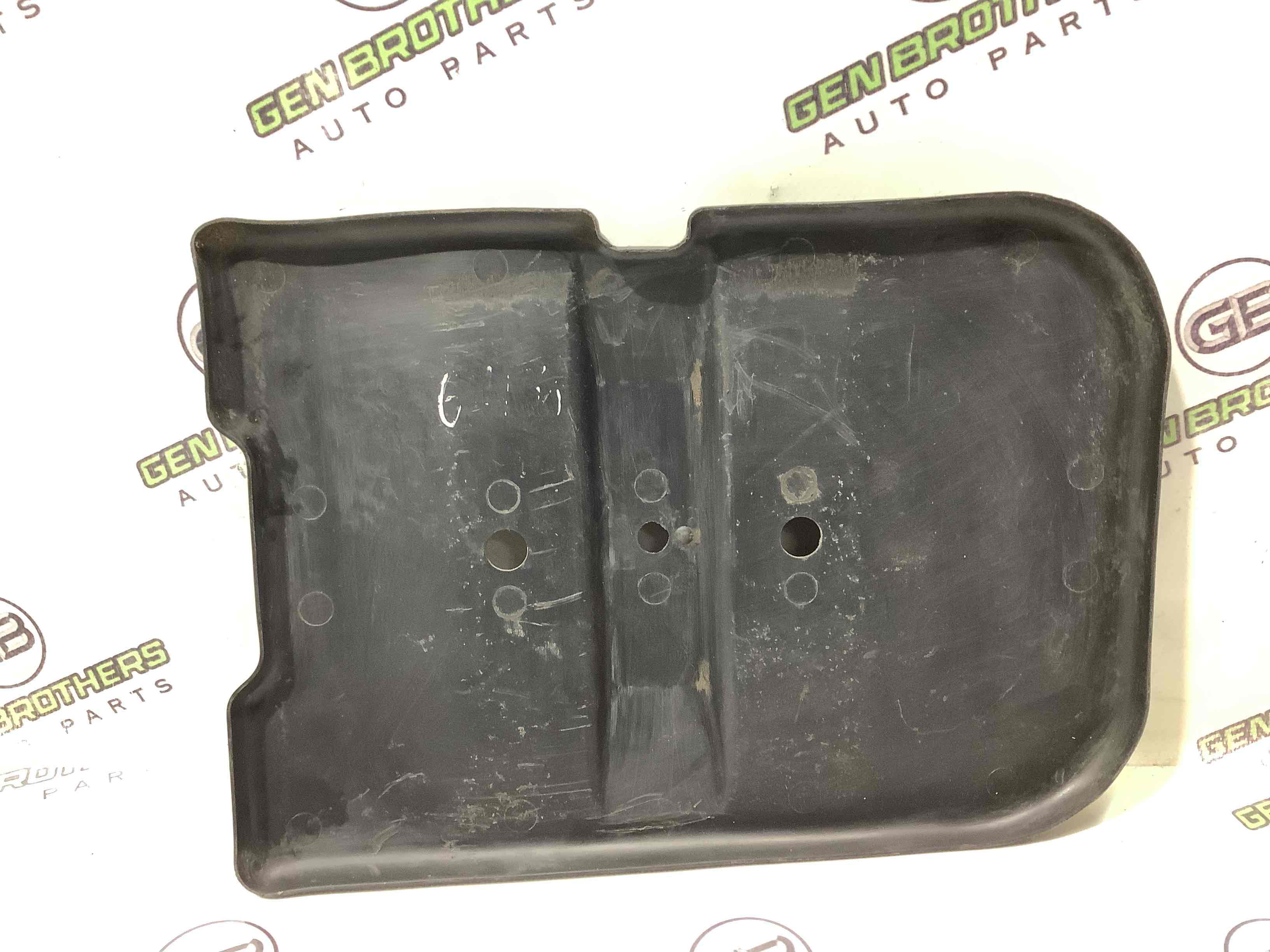 Полка аккумулятора, крышка, крепление площадка АКБ