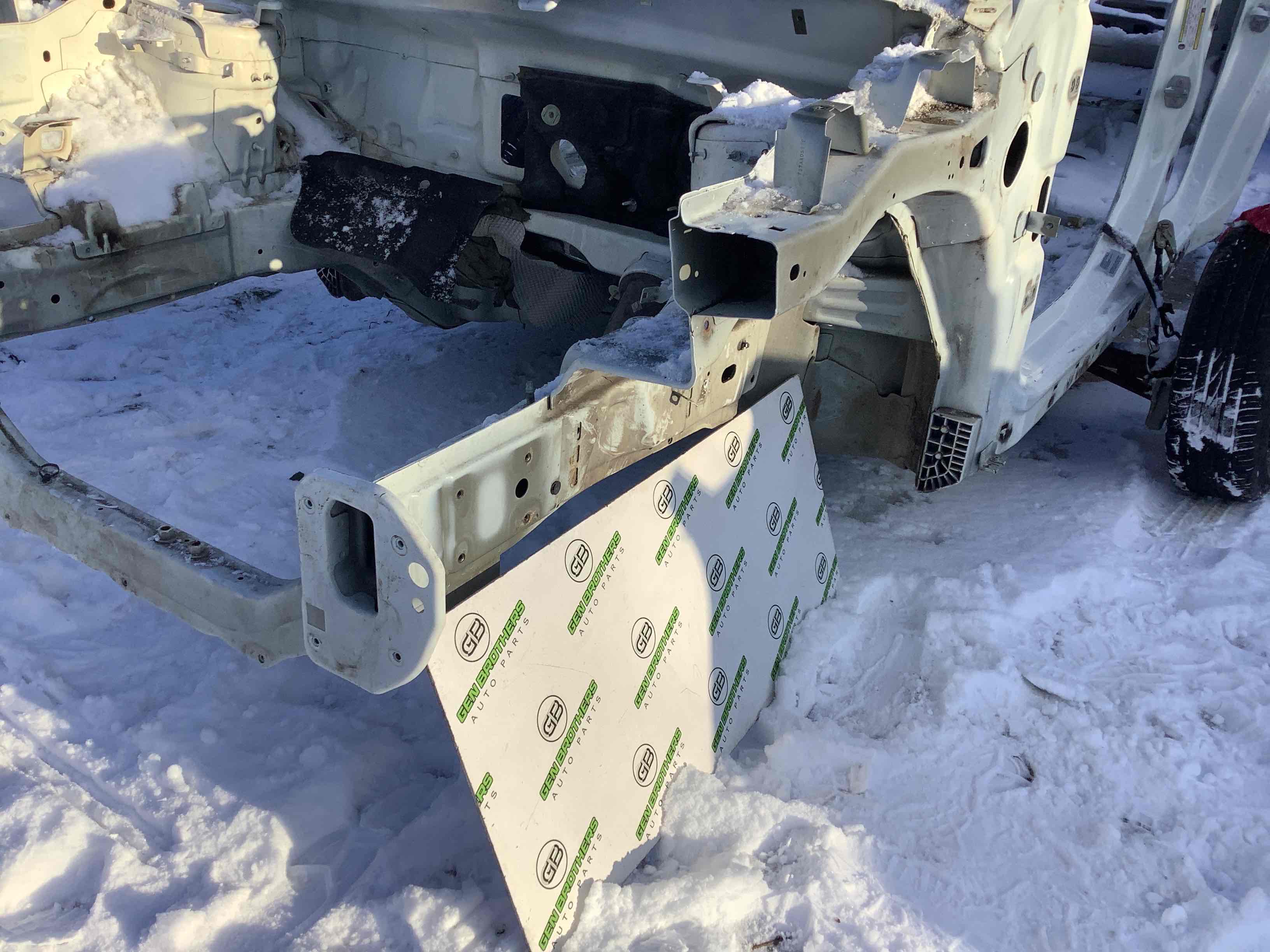 Четверть передняя левая