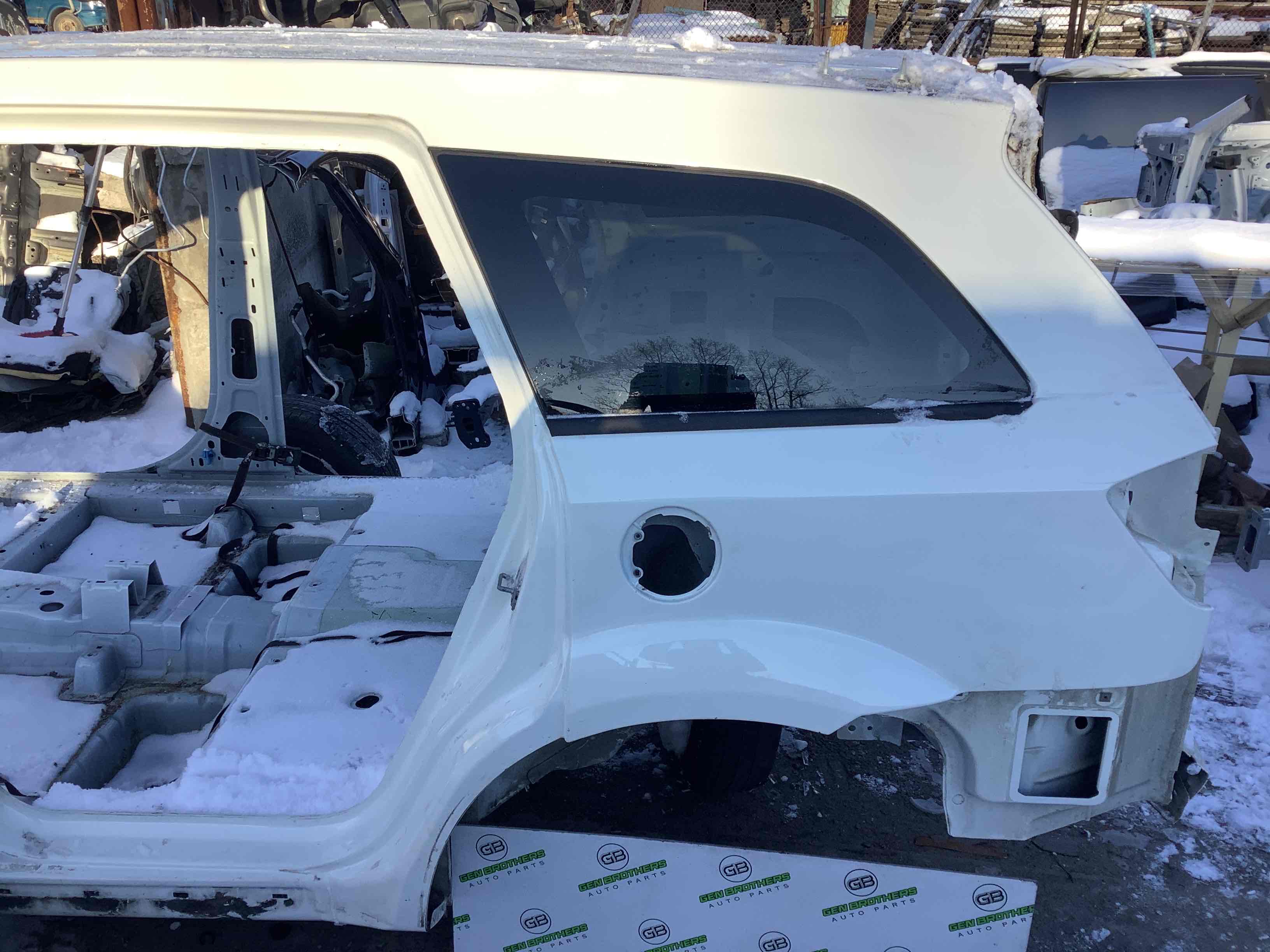 Четверть задняя левая