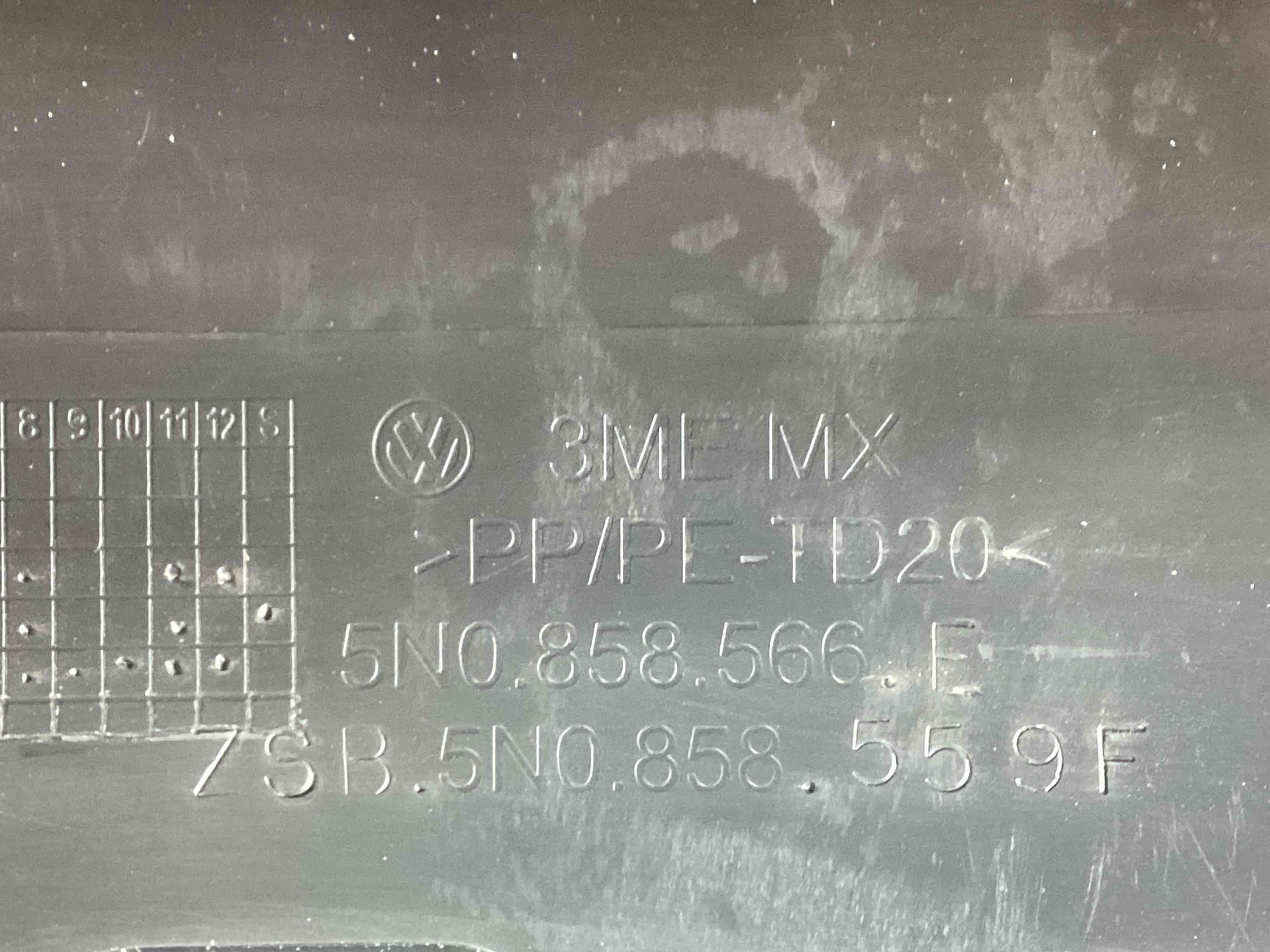 Оздоблення керма та кермової колонки