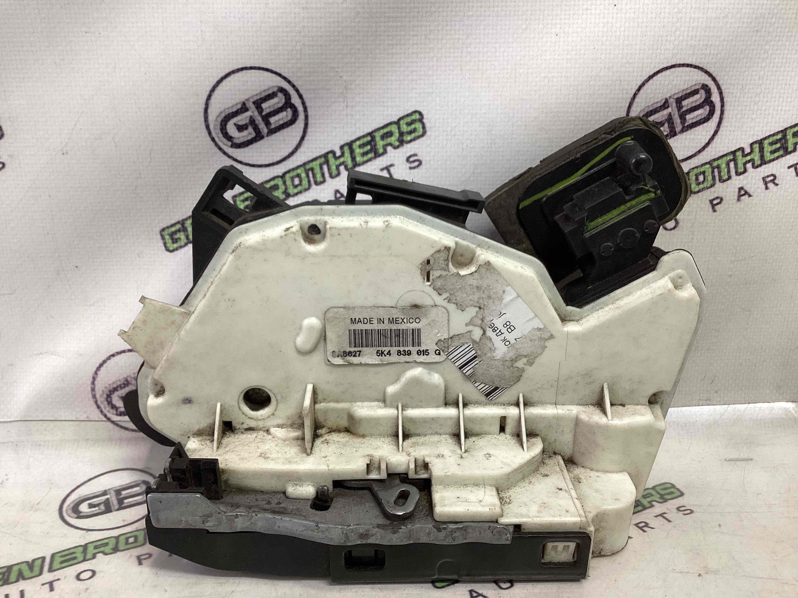 Замок дверей задньої лівої