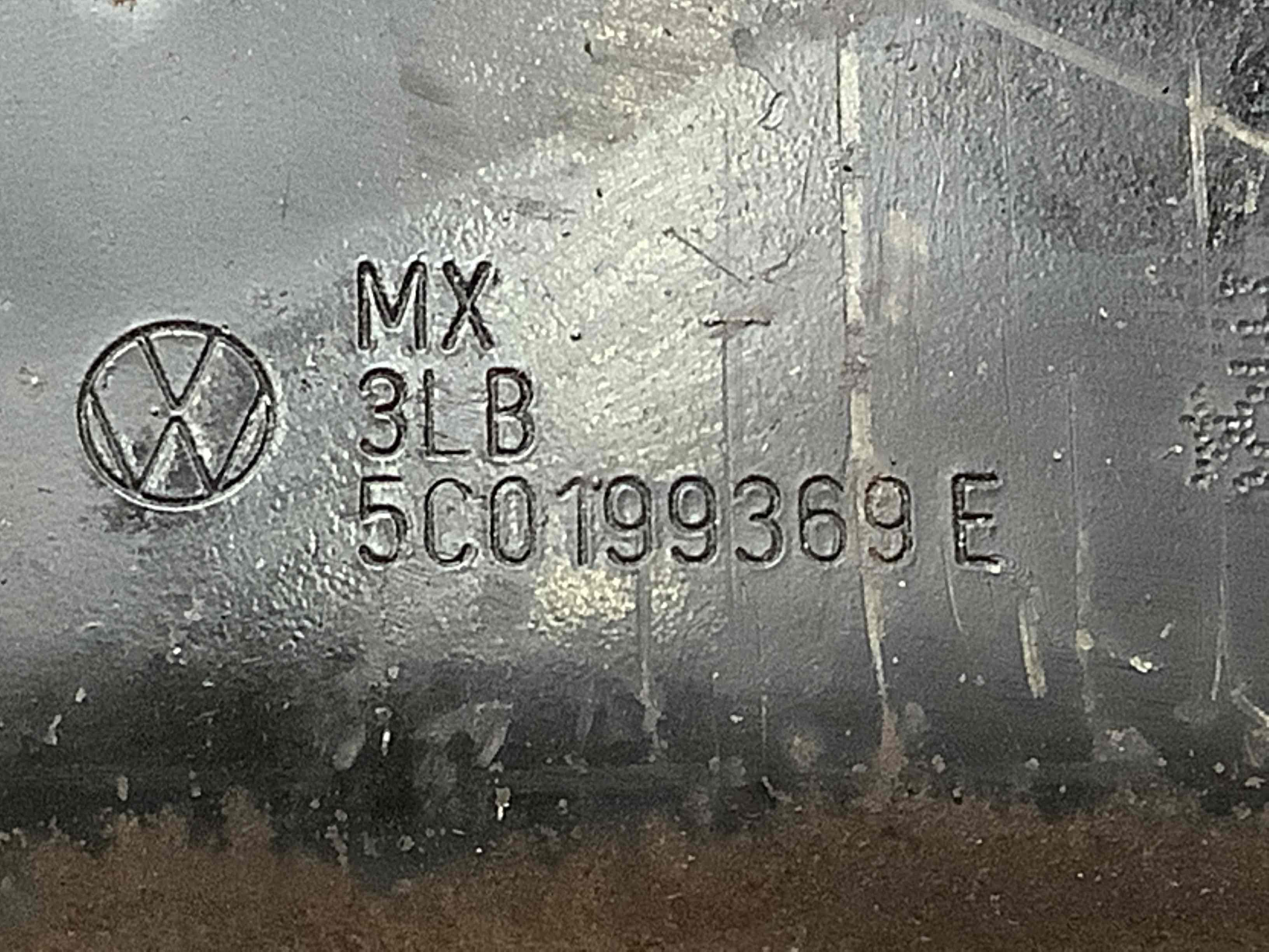 Балка підвіски передня підрамник