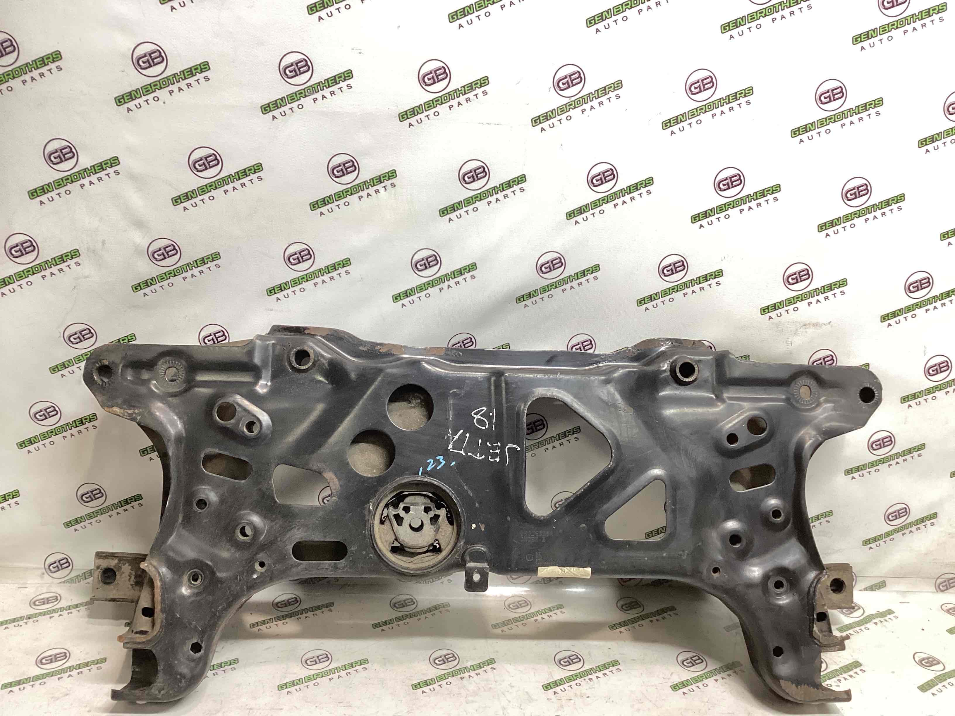 Балка підвіски передня підрамник