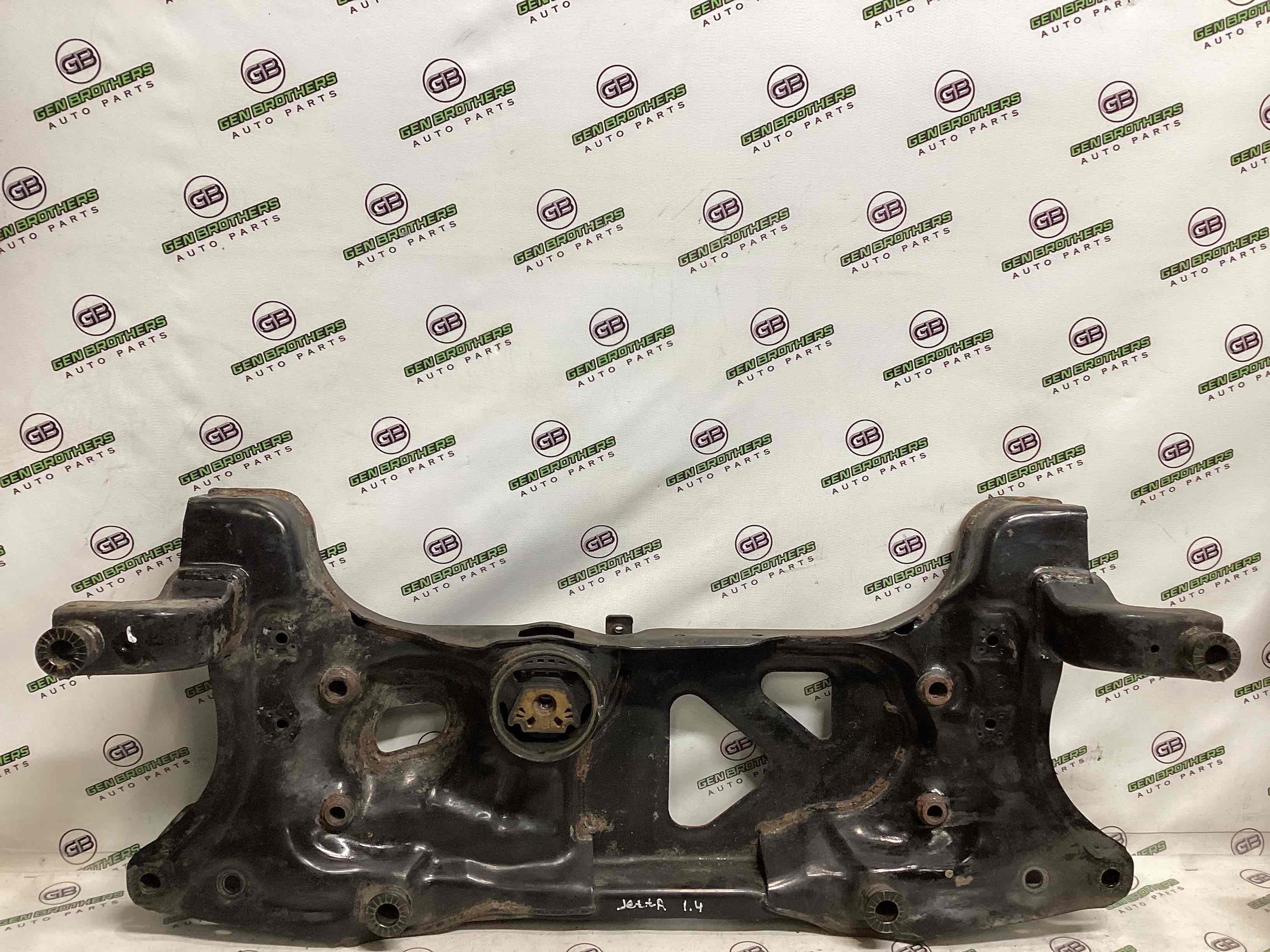 Балка підвіски передня підрамник