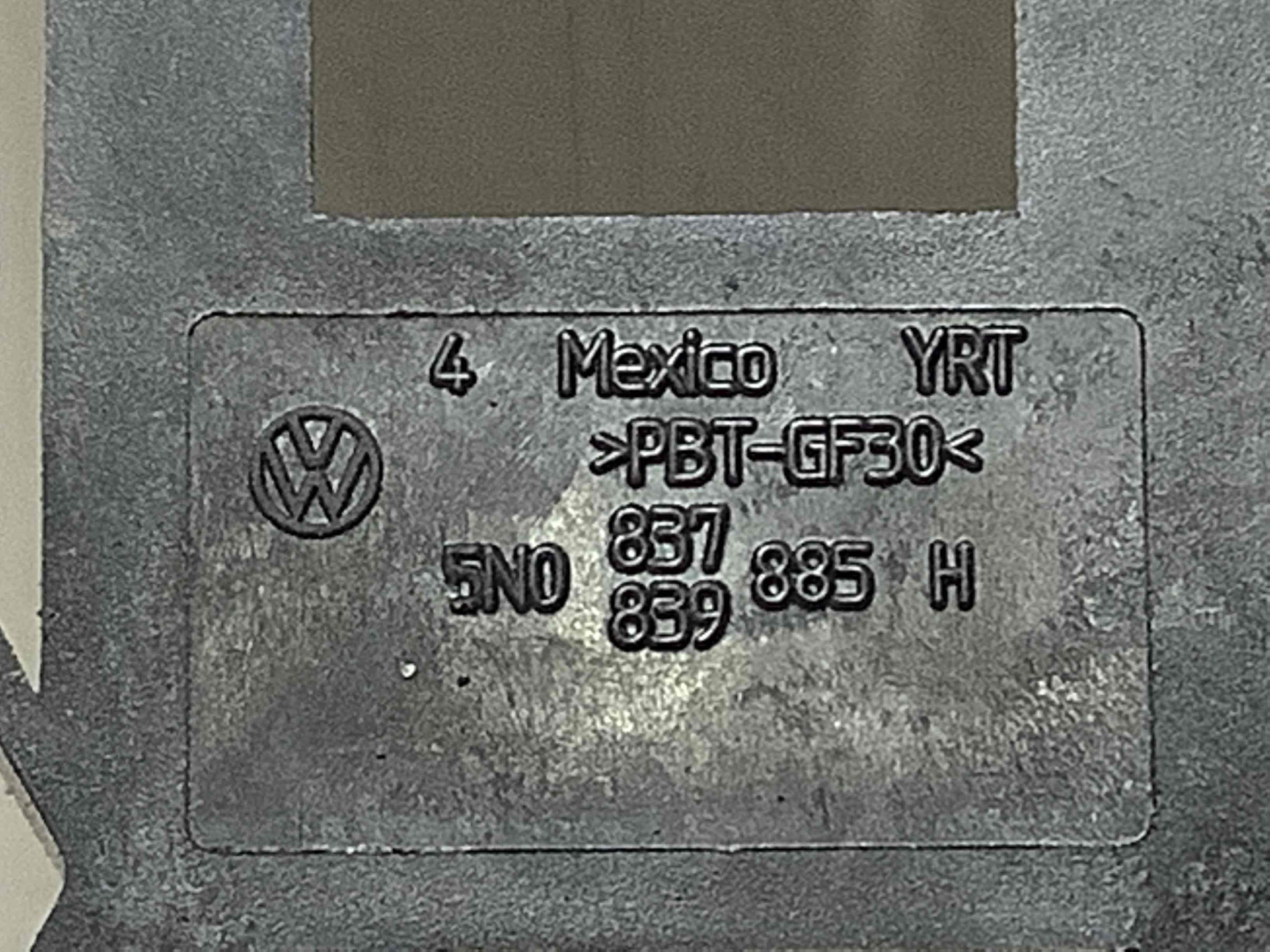 Кронштейн ручки дверей