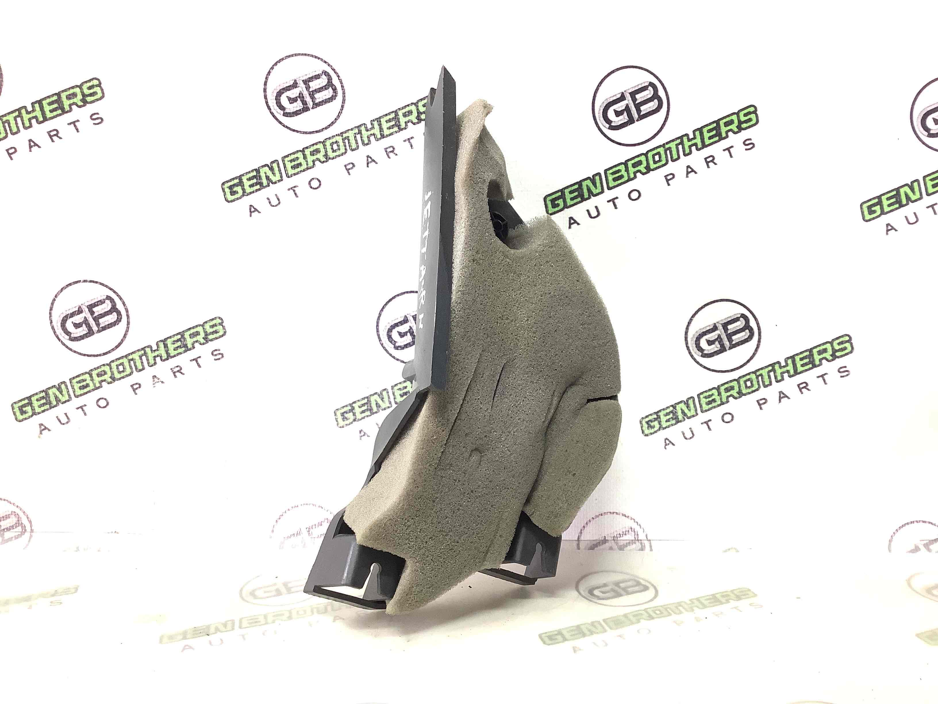 Корпус, накладка, кріплення правого дзеркала