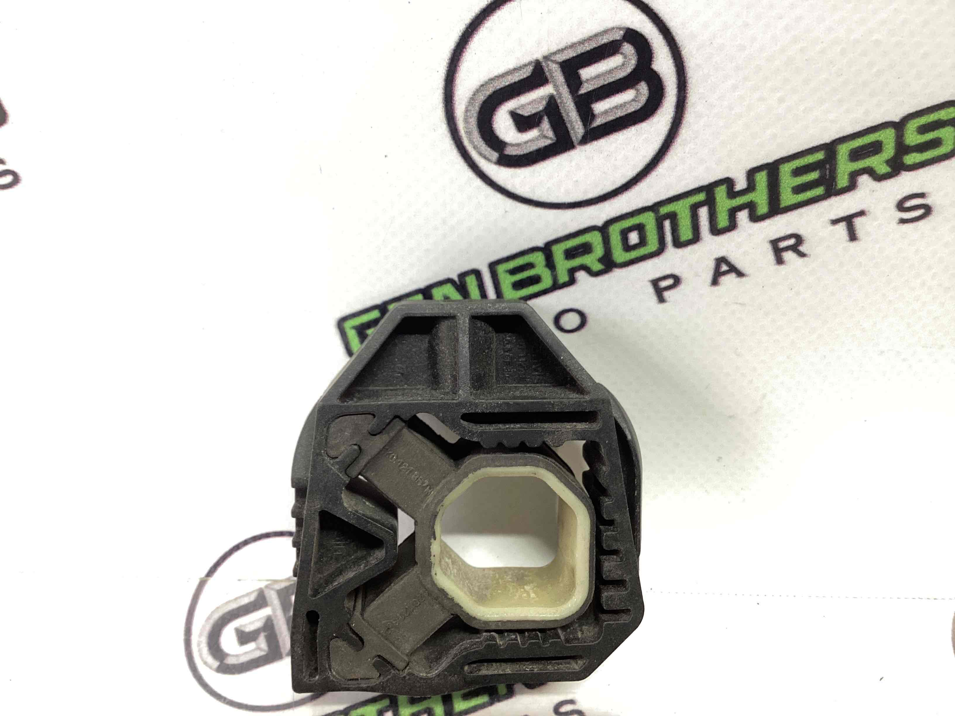 Опора радіатора, кріплення, кронштейн, ущільнювач радіатора