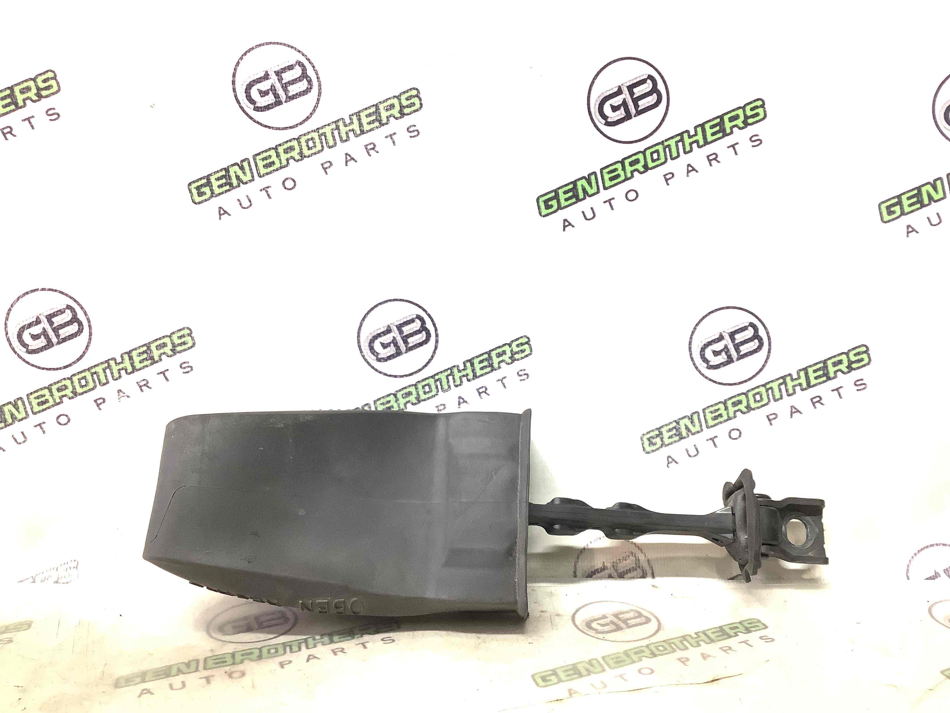 Обмежувач відчинення дверей