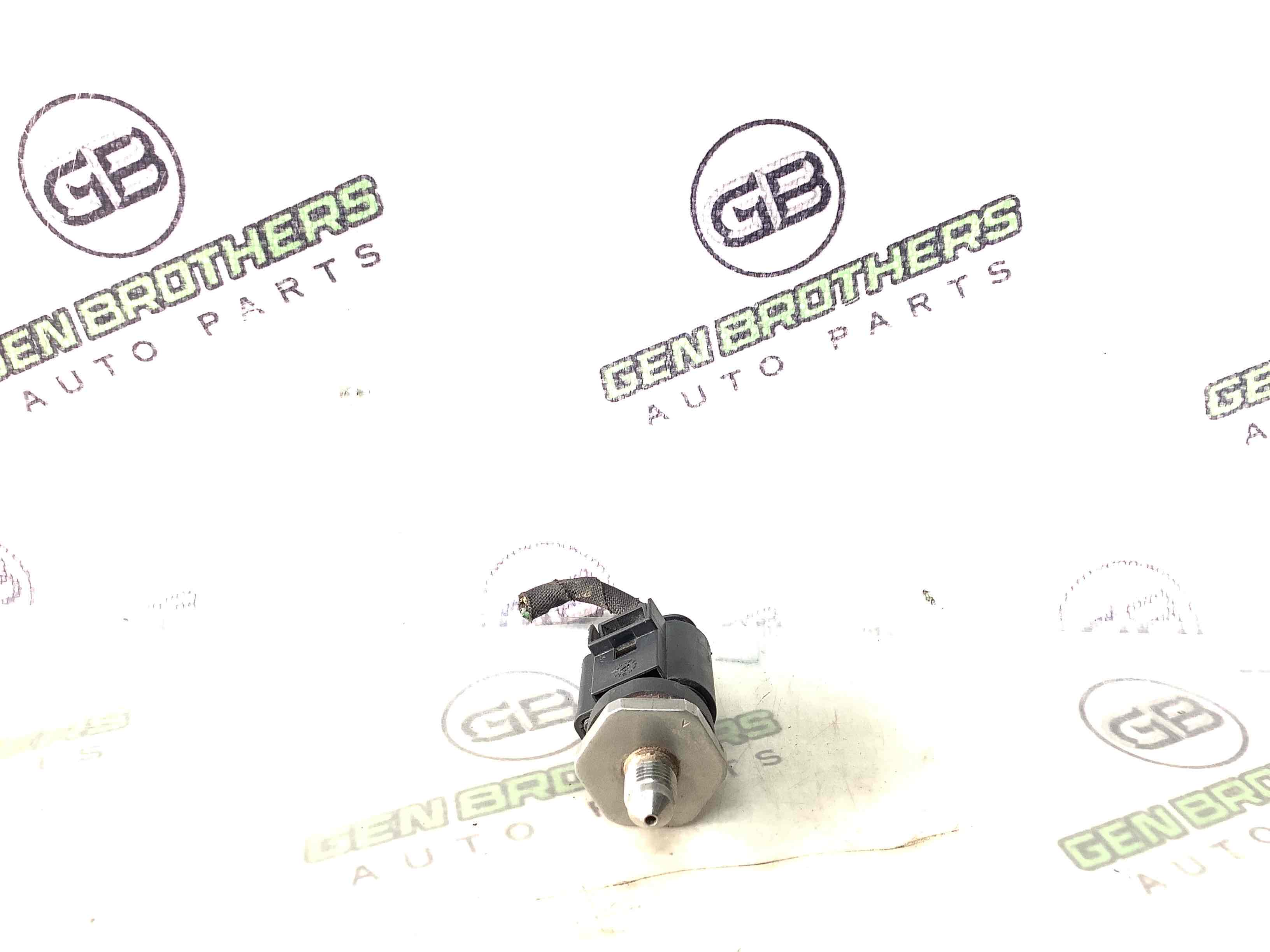 Датчик тиску палива