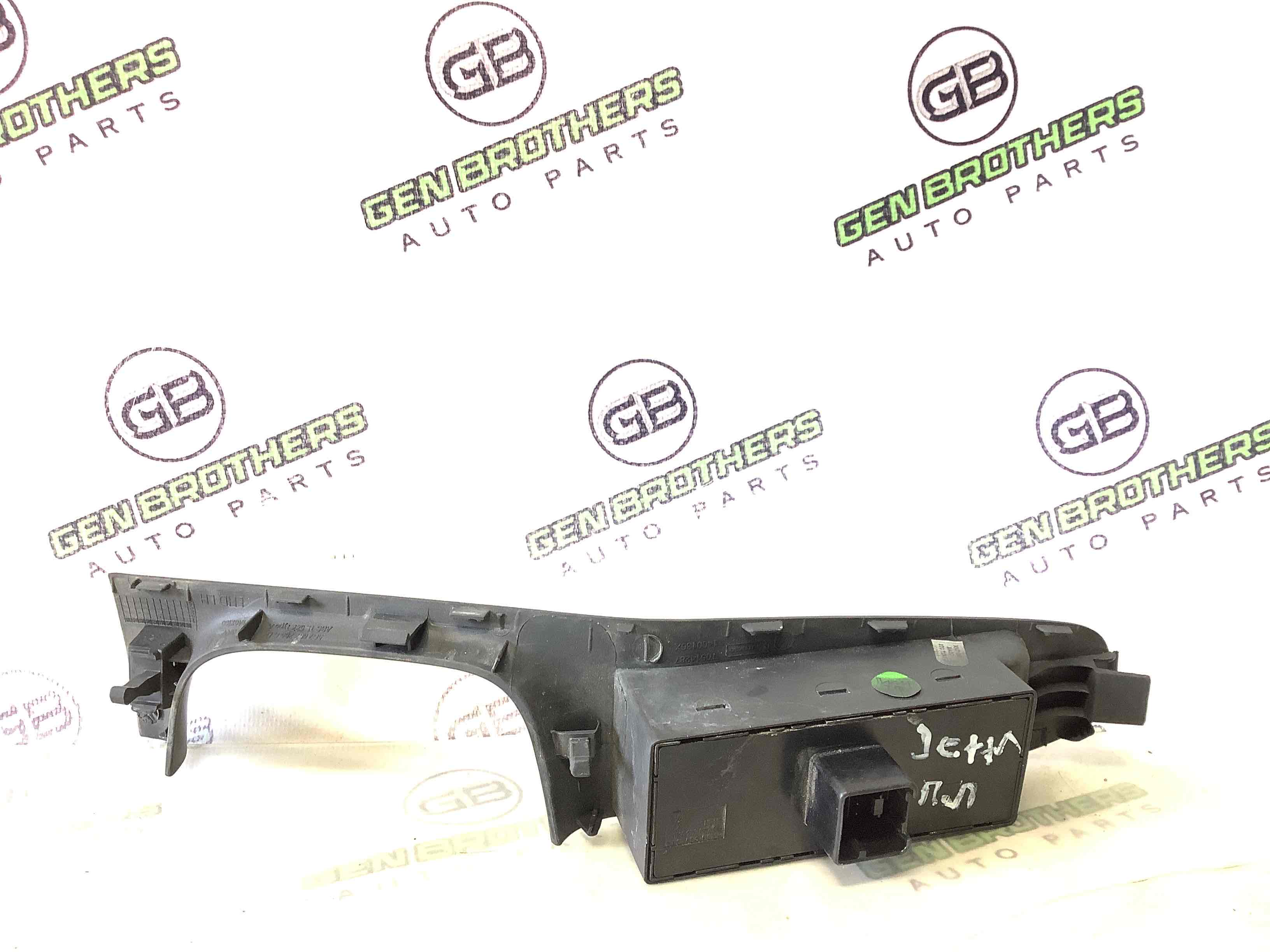 Кнопки керування склопідйомниками