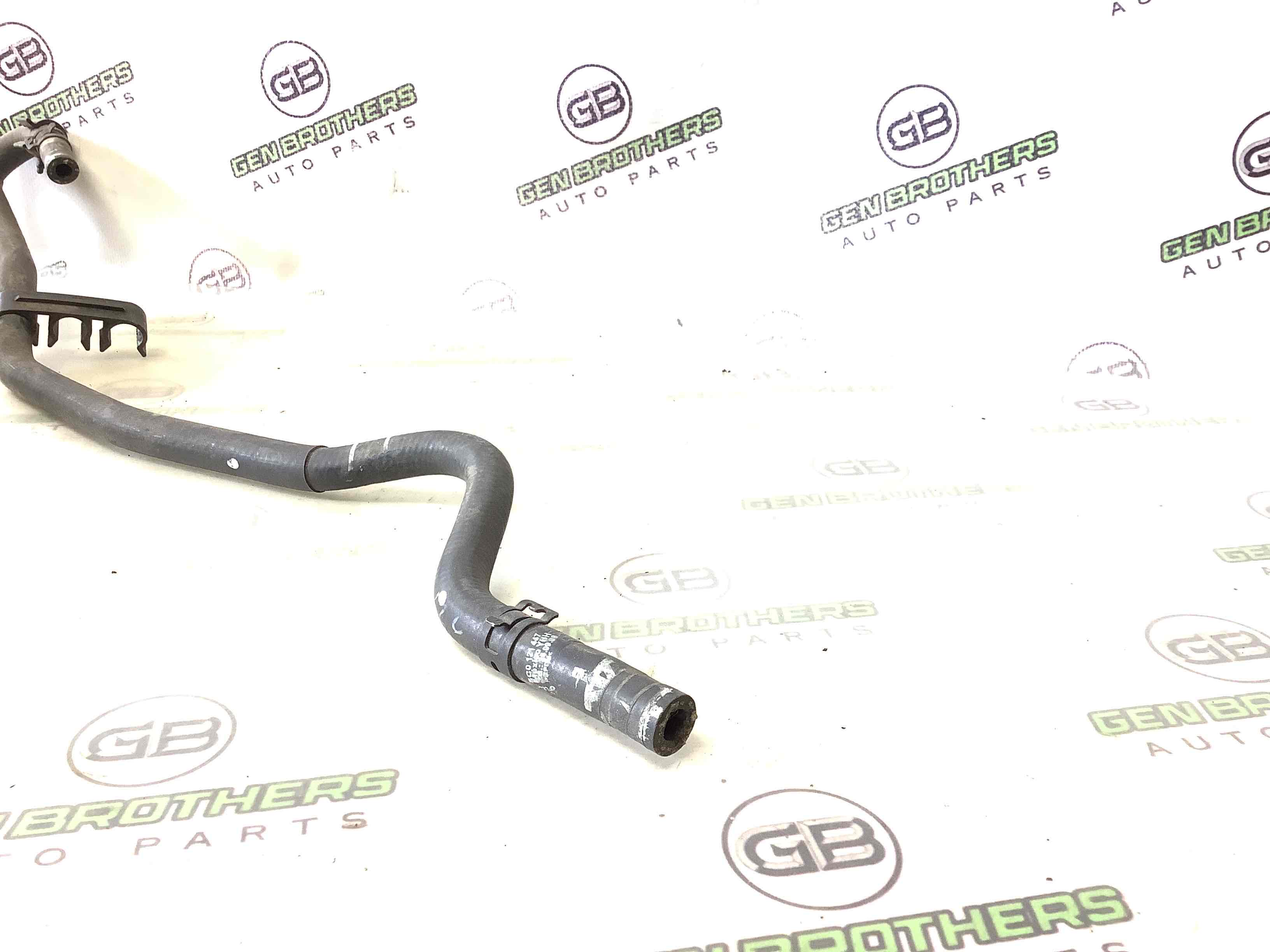 Патрубок трубопровід, шланг