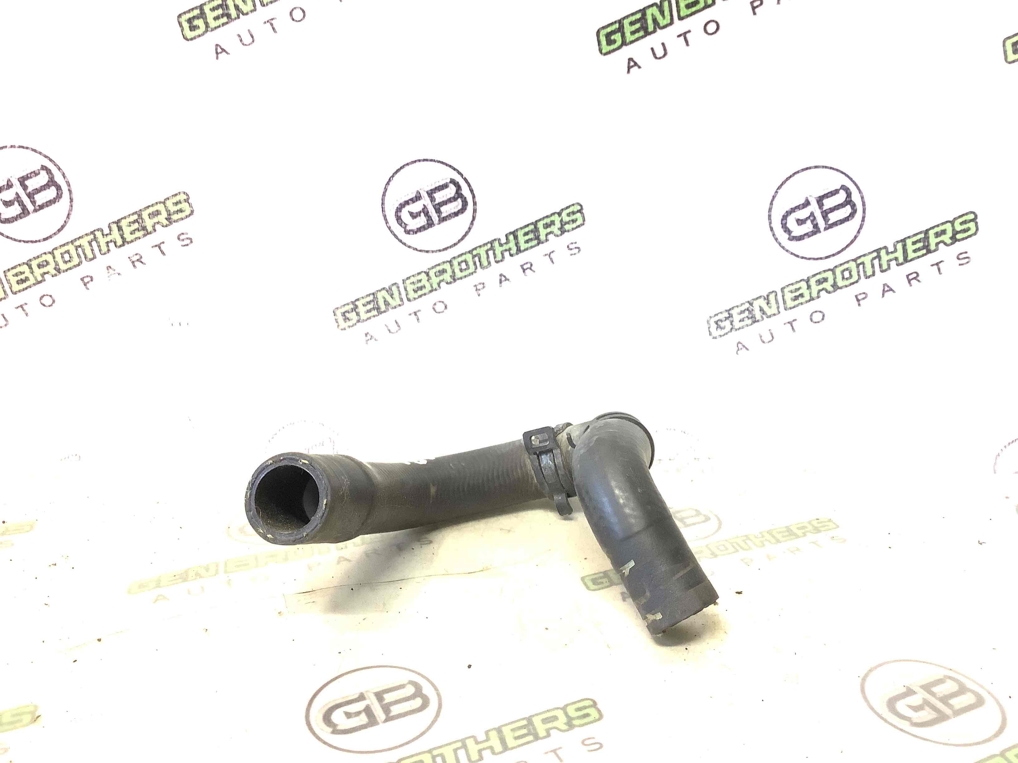 Патрубок трубопровід, шланг