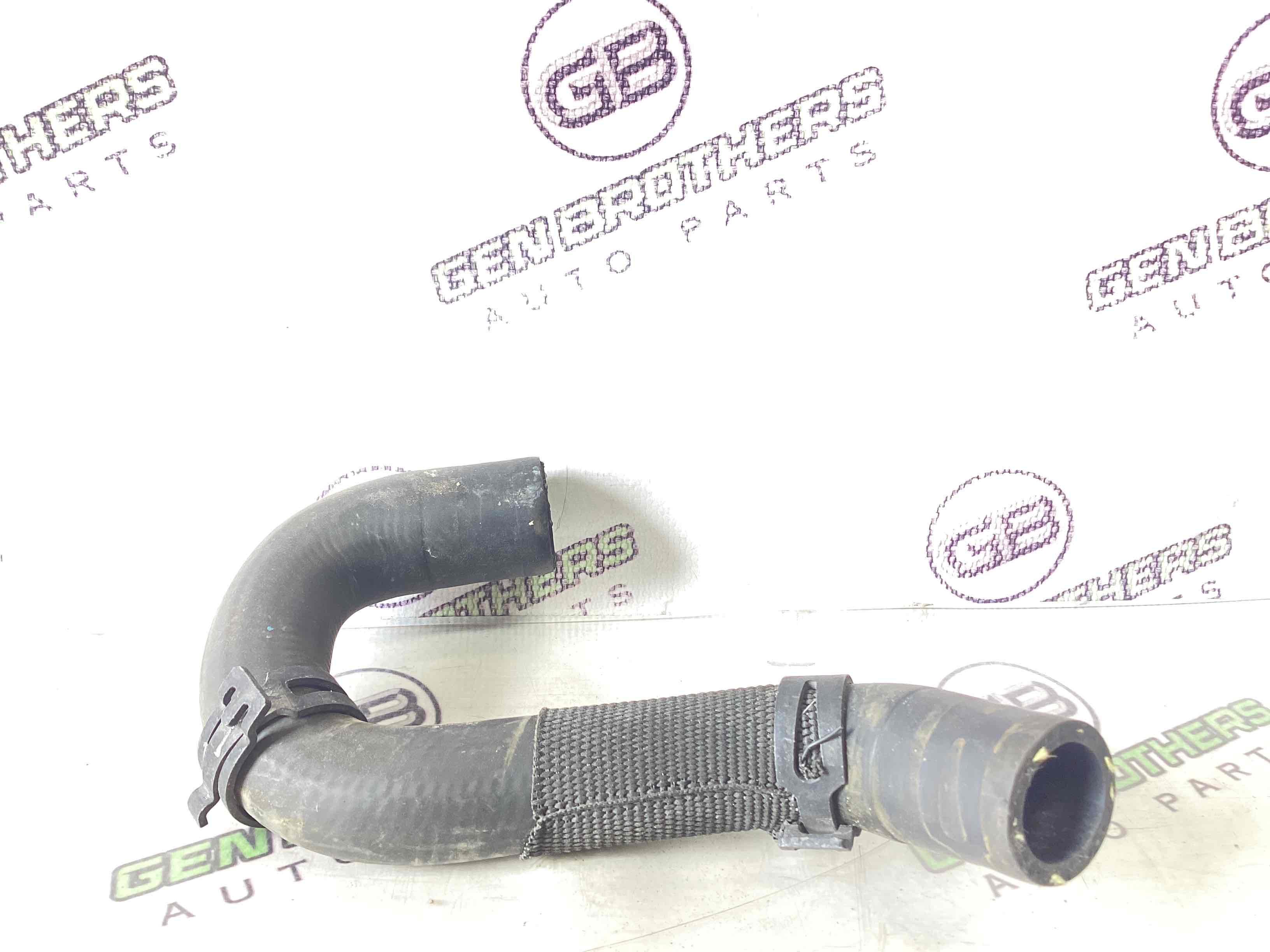 Патрубок трубопровід, шланг