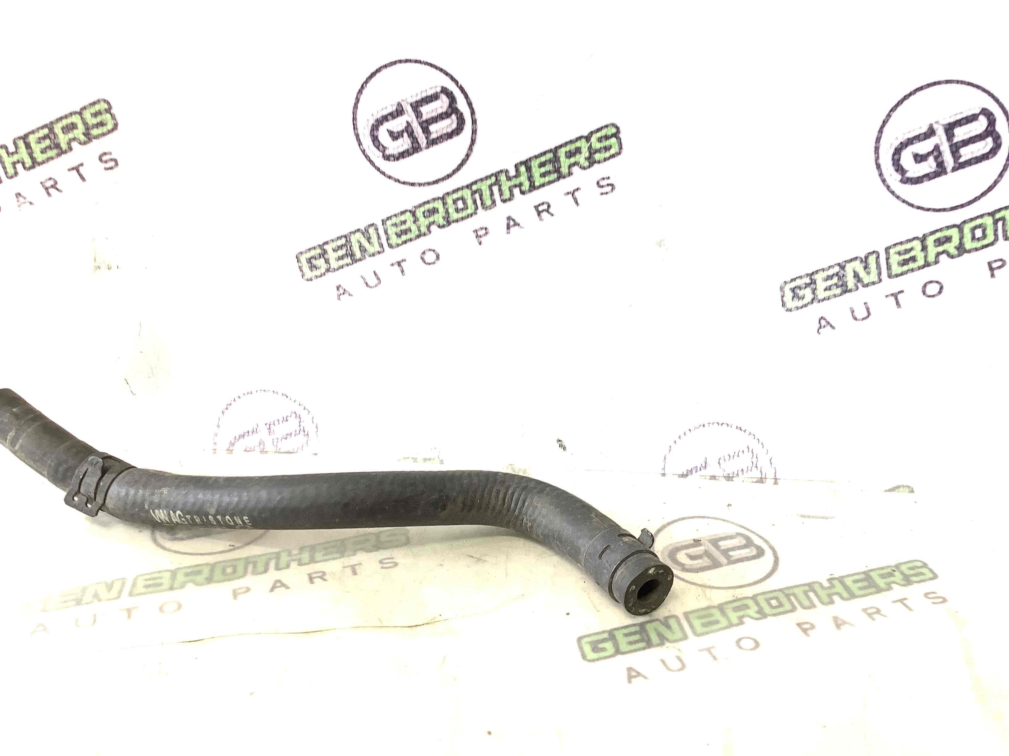 Патрубок трубопровід, шланг