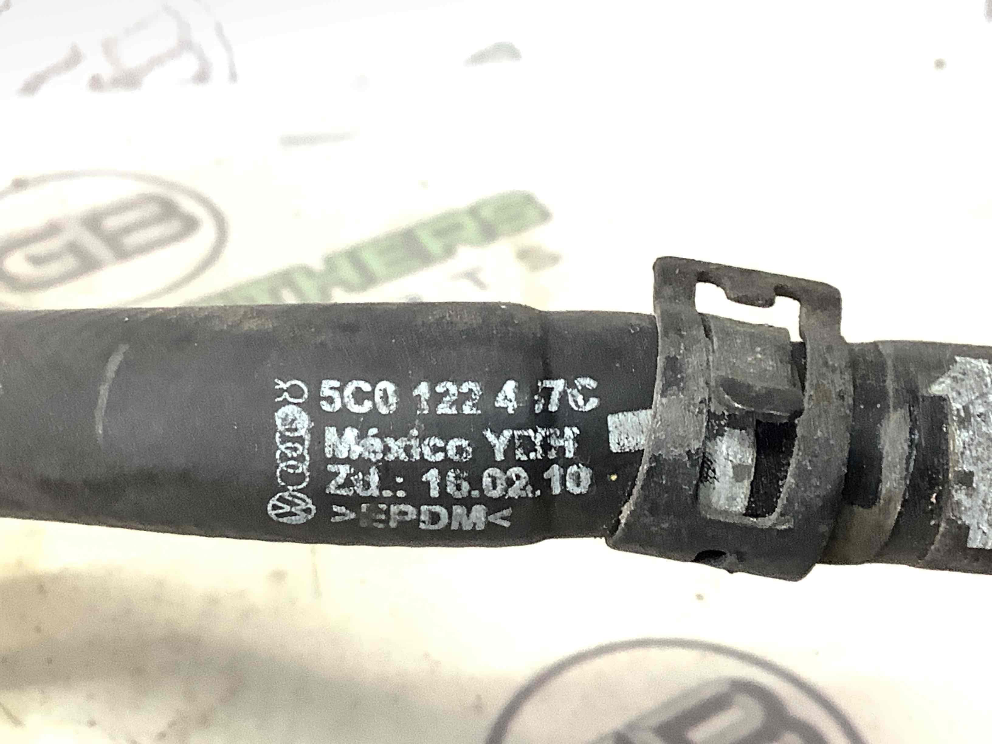 Патрубок трубопровід, шланг