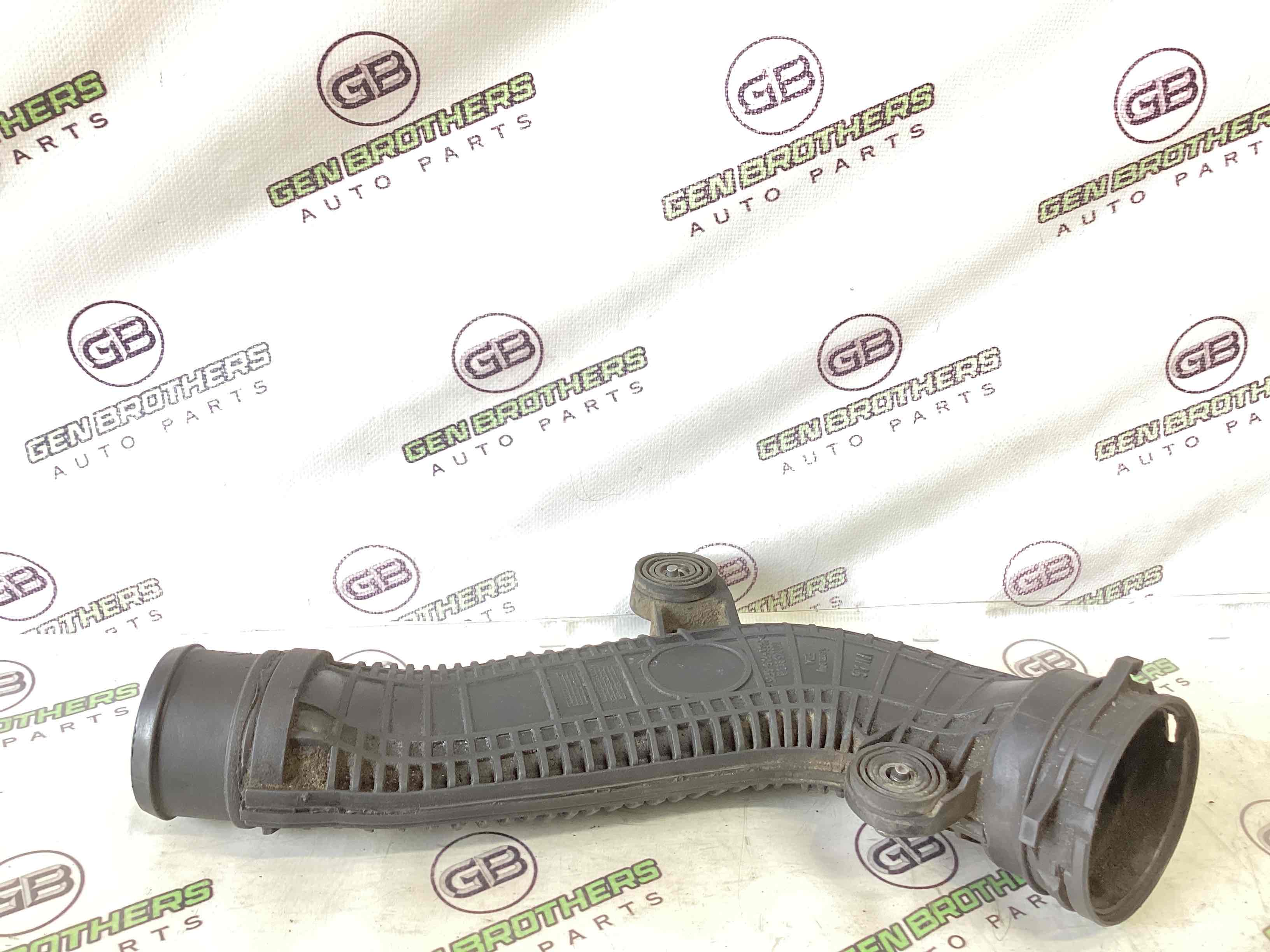 Патрубок інтеркулера