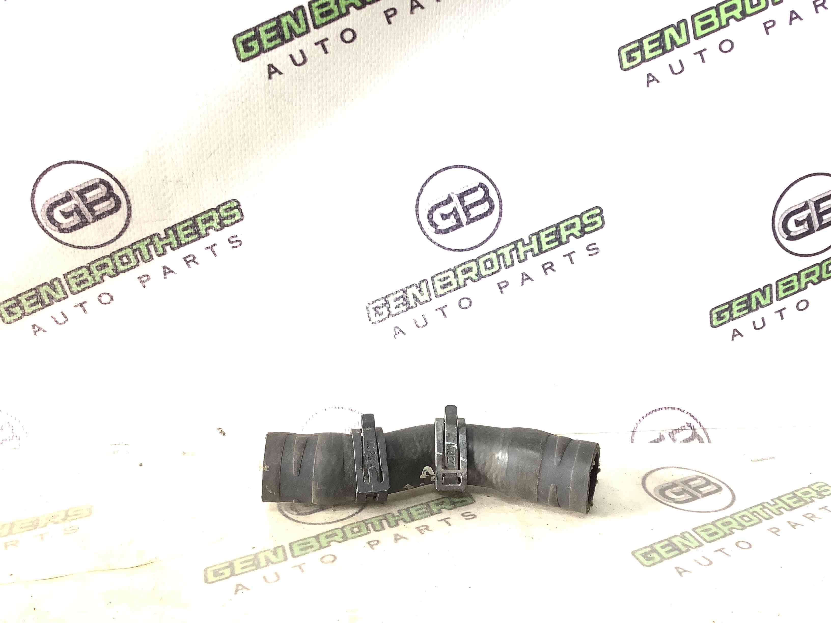 Патрубок трубопровід, шланг