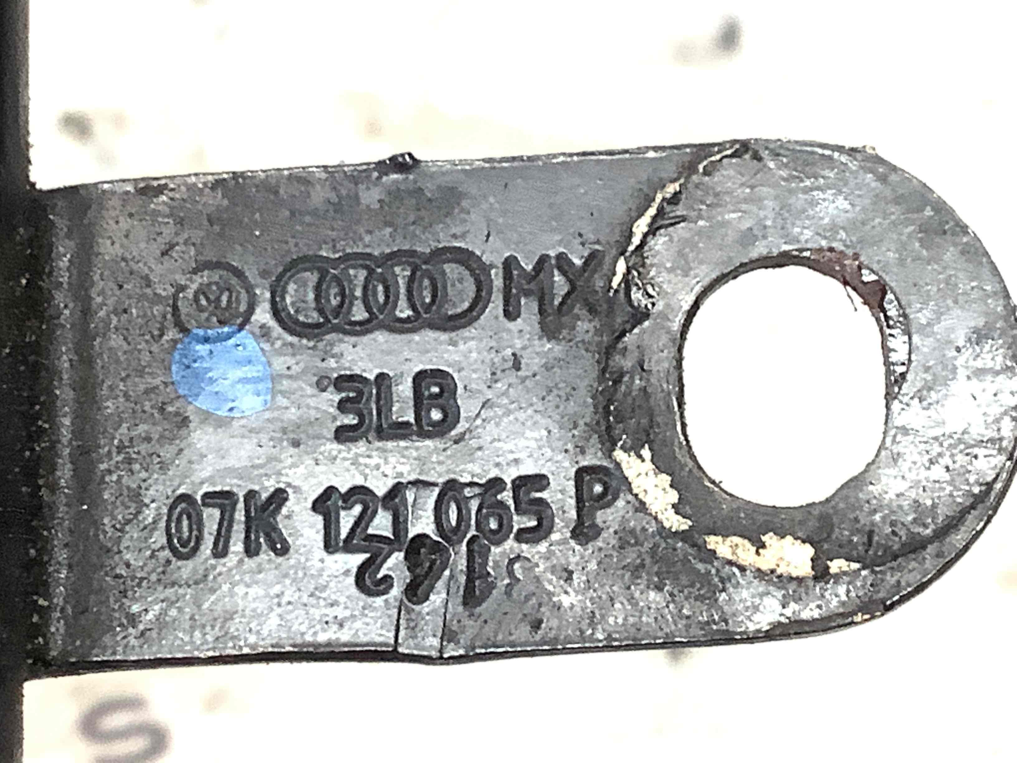 Патрубок трубопровід, шланг