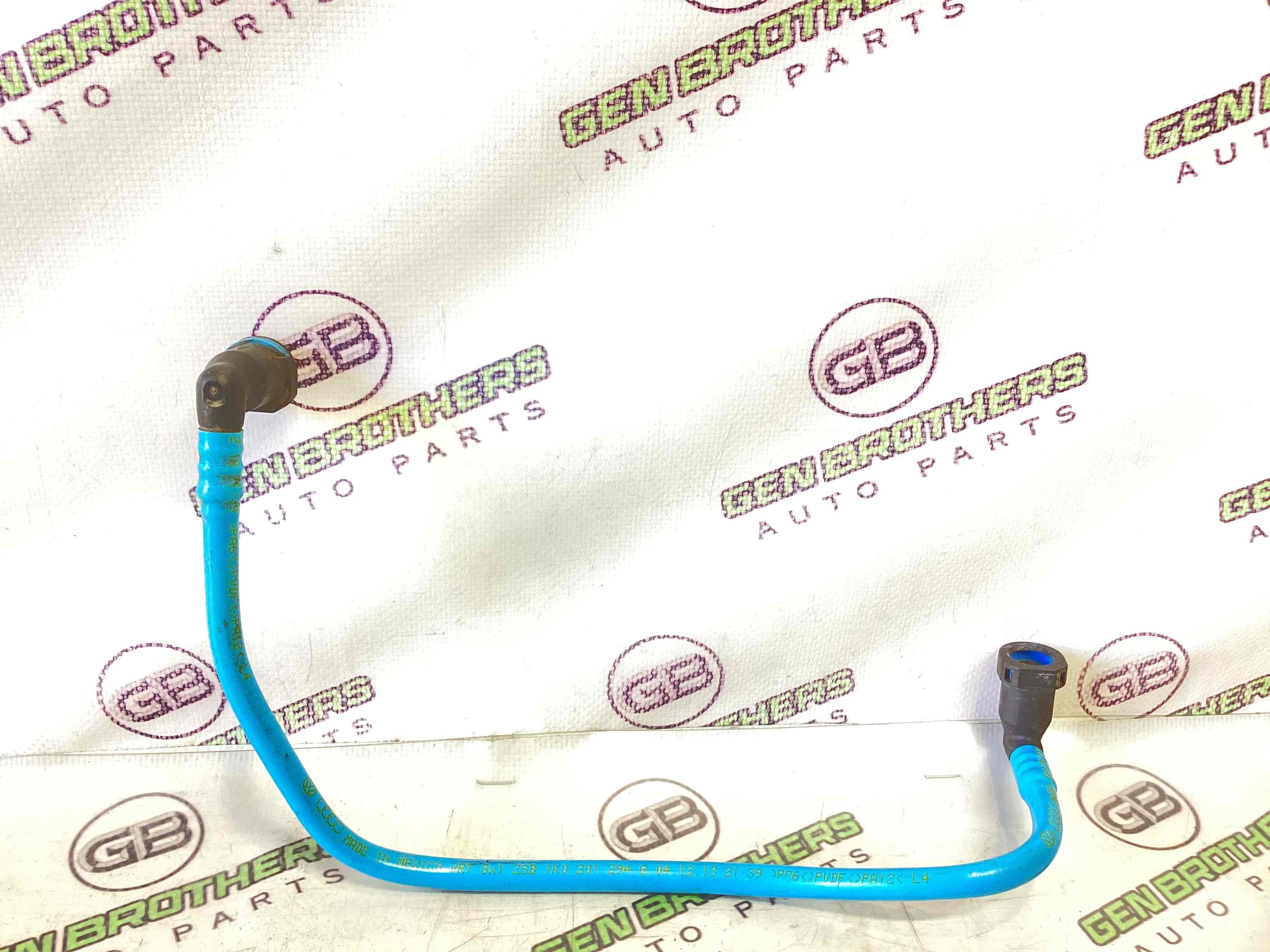 Трубка паливна