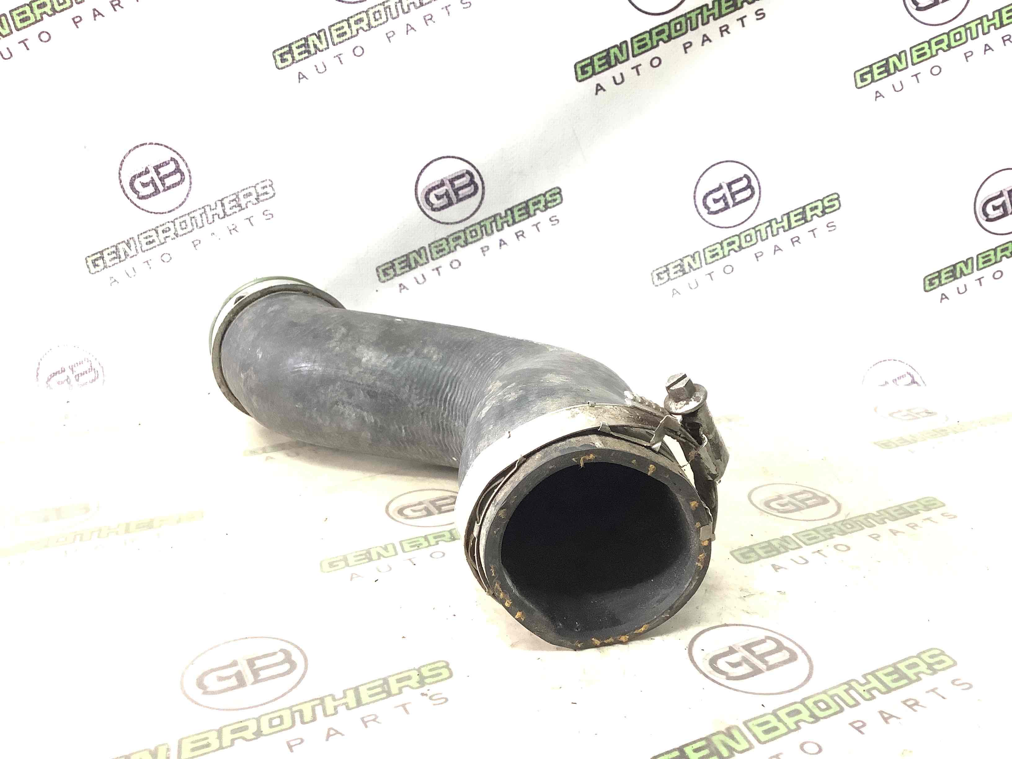 Патрубок інтеркулера