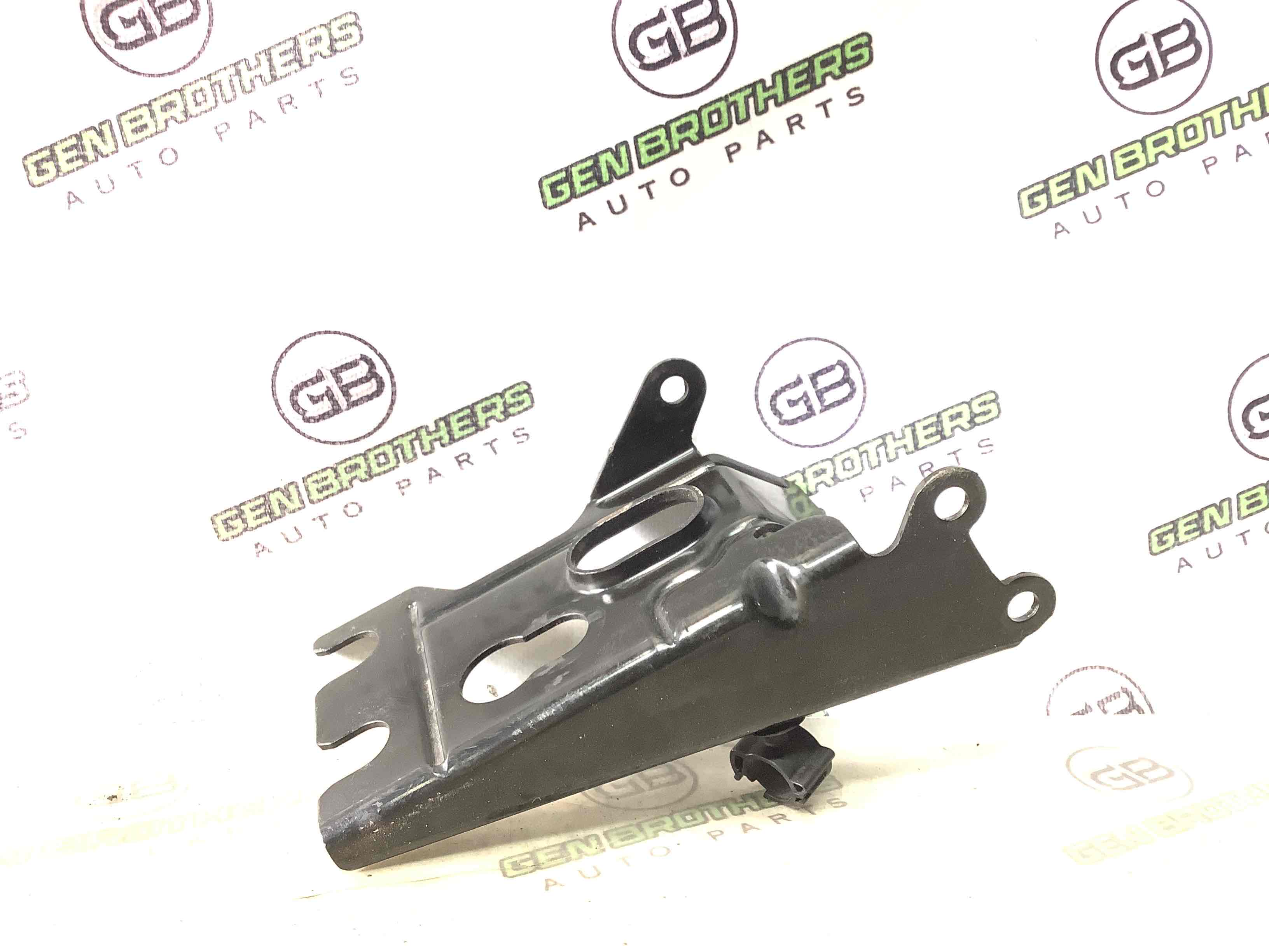 Кріплення, кронштейн