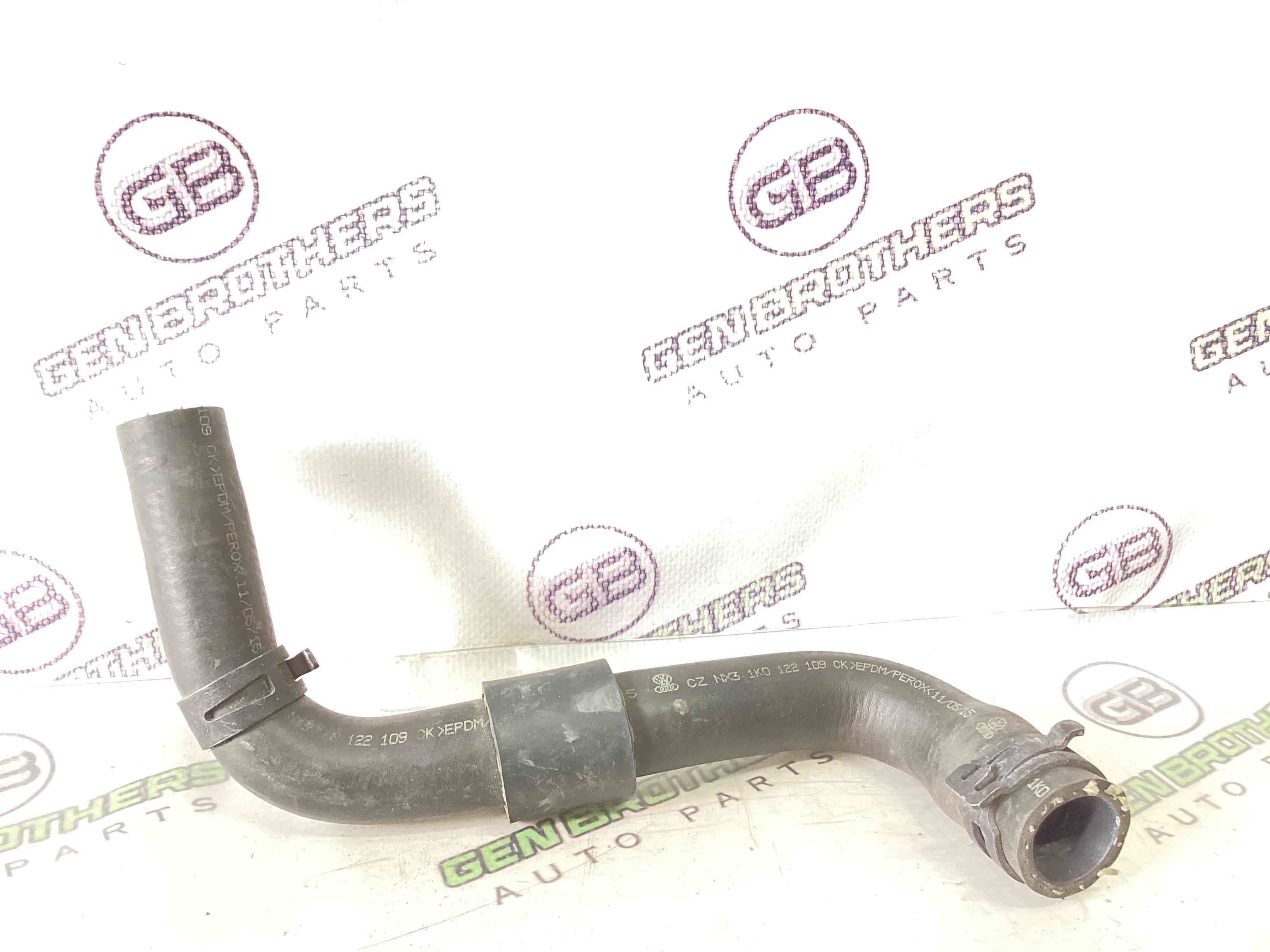 Патрубок трубопровід, шланг