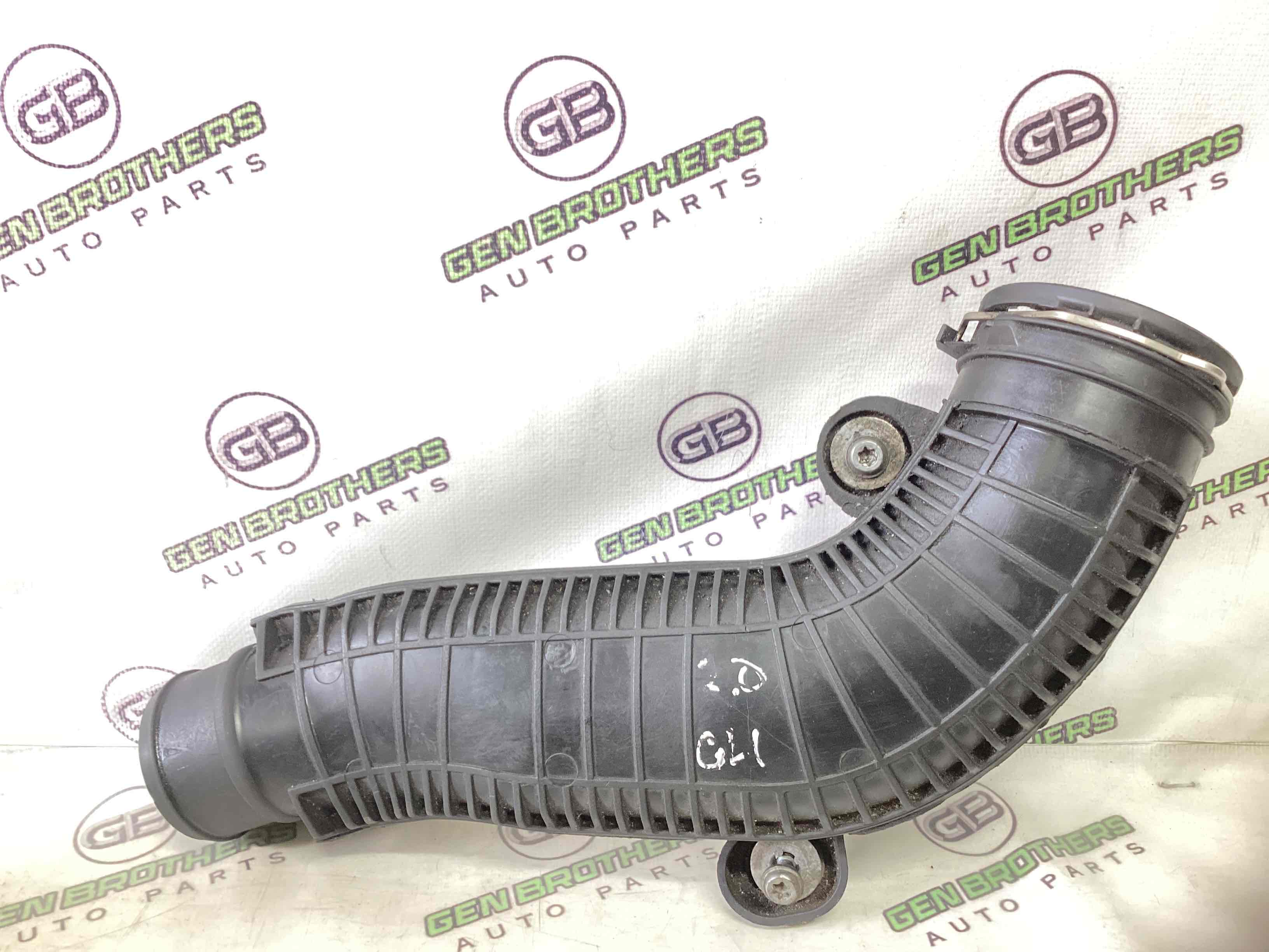 Патрубок інтеркулера